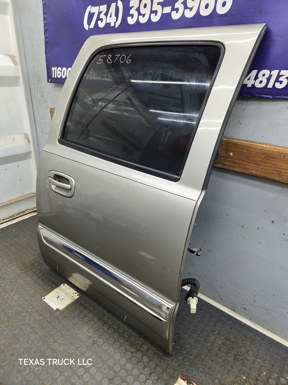 1999-2006 Chevrolet Silverado / GMC Sierra 1500 2500 3500 HD Rear Passenger side Crew Cab rear door
