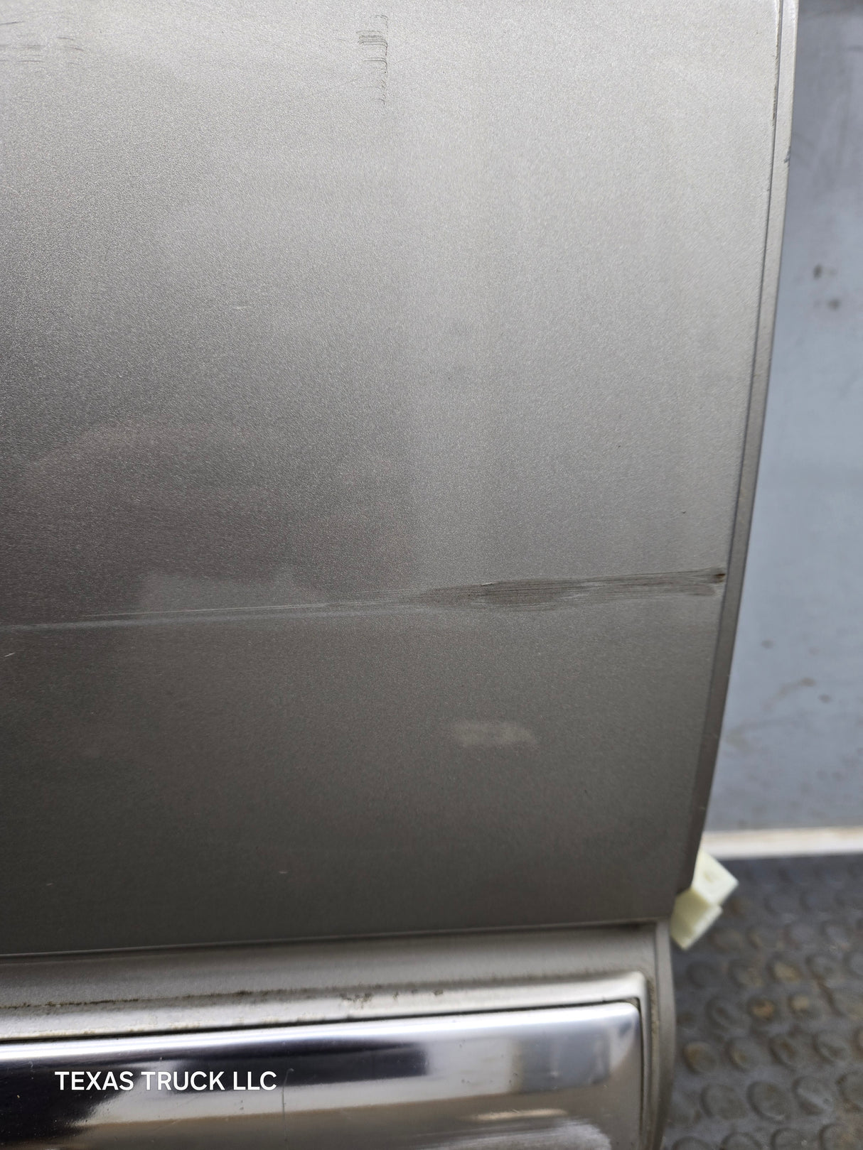 1999-2006 Chevrolet Silverado / GMC Sierra 1500 2500 3500 HD Rear Passenger side Crew Cab rear door