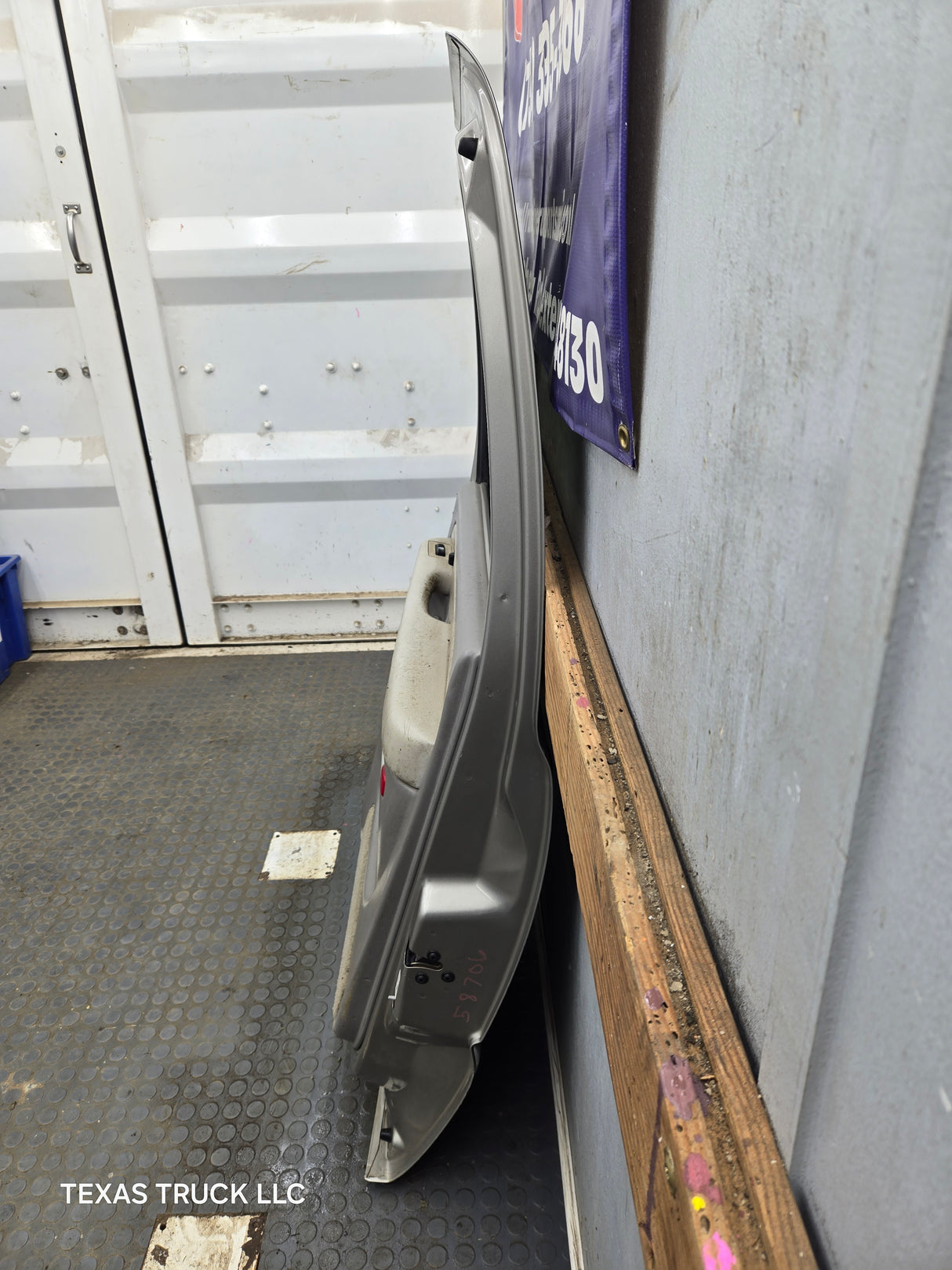 1999-2006 Chevrolet Silverado / GMC Sierra 1500 2500 3500 HD Rear Passenger side Crew Cab rear door