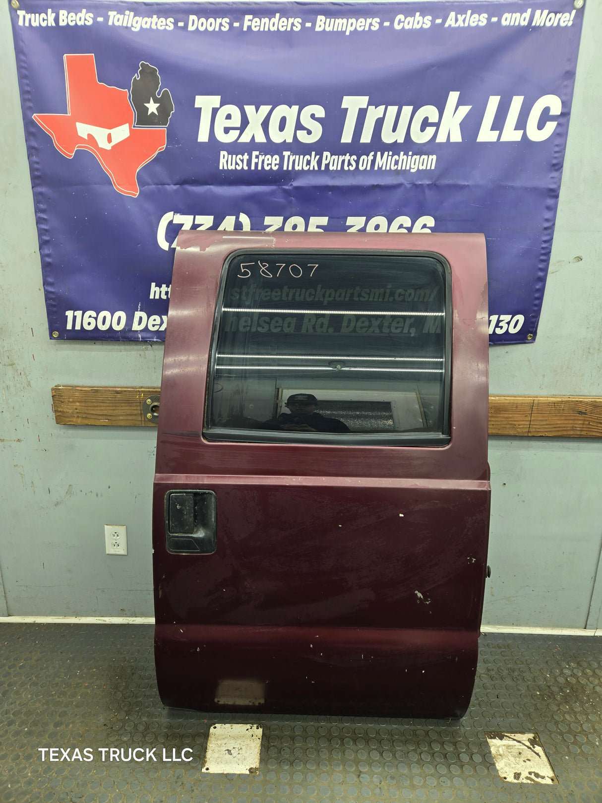 1999-2011 Ford Super Duty F250 F350 F450 F550 RH Crew Cab Passenger Side Rear Door