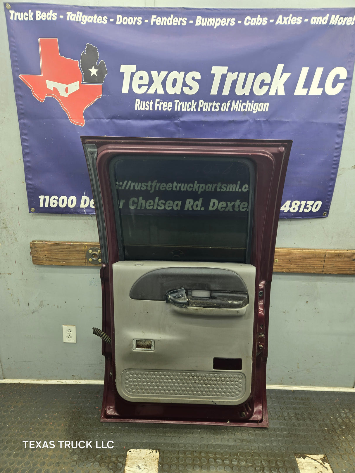 1999-2011 Ford Super Duty F250 F350 F450 F550 RH Crew Cab Passenger Side Rear Door