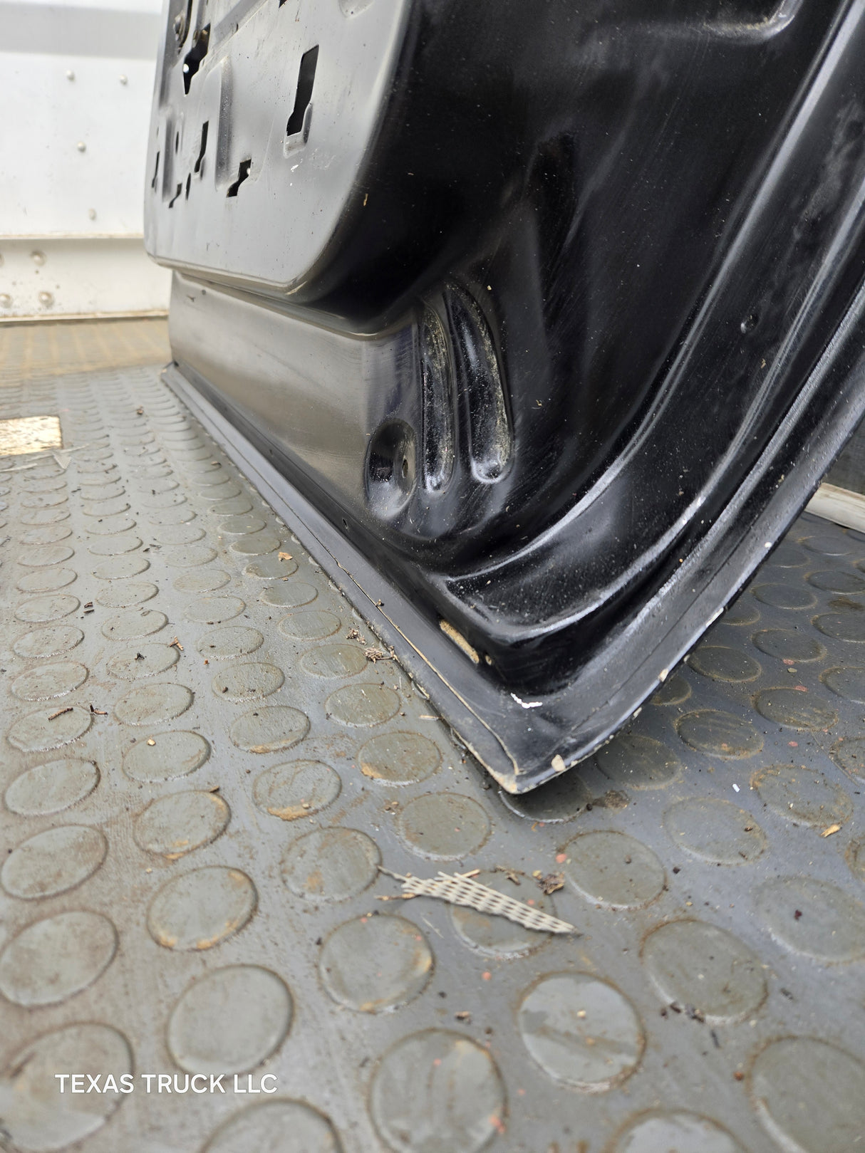 1999-2011 Ford Super Duty F250 F350 F450 F550 RH Crew Cab Passenger Side Rear Door