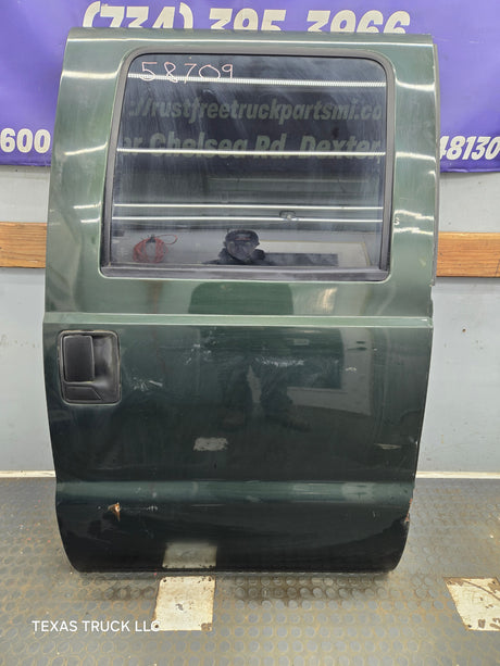 1999-2011 Ford Super Duty F250 F350 F450 F550 RH Crew Cab Passenger Side Rear Door
