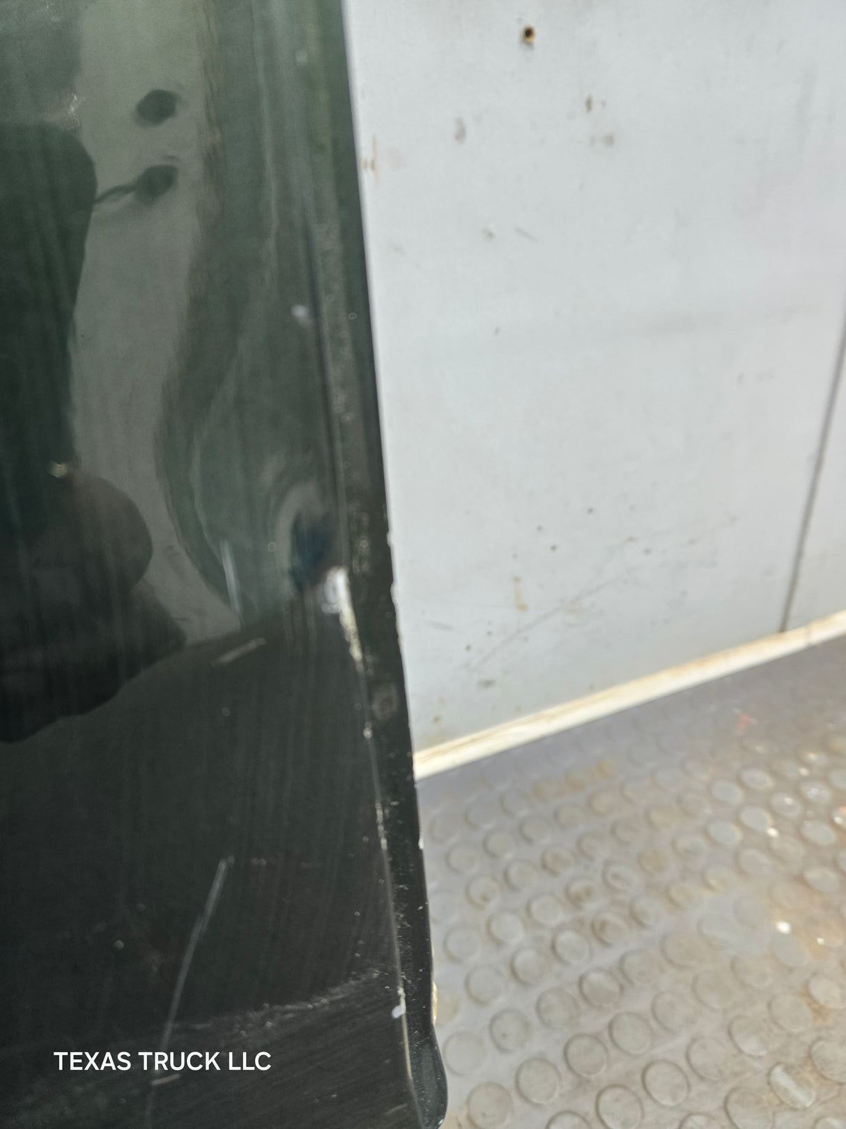 1999-2011 Ford Super Duty F250 F350 F450 F550 RH Crew Cab Passenger Side Rear Door