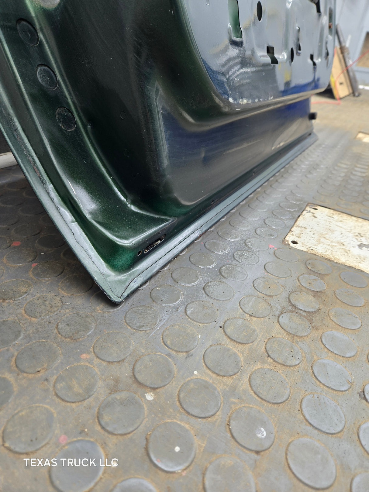 1999-2011 Ford Super Duty F250 F350 F450 F550 RH Crew Cab Passenger Side Rear Door