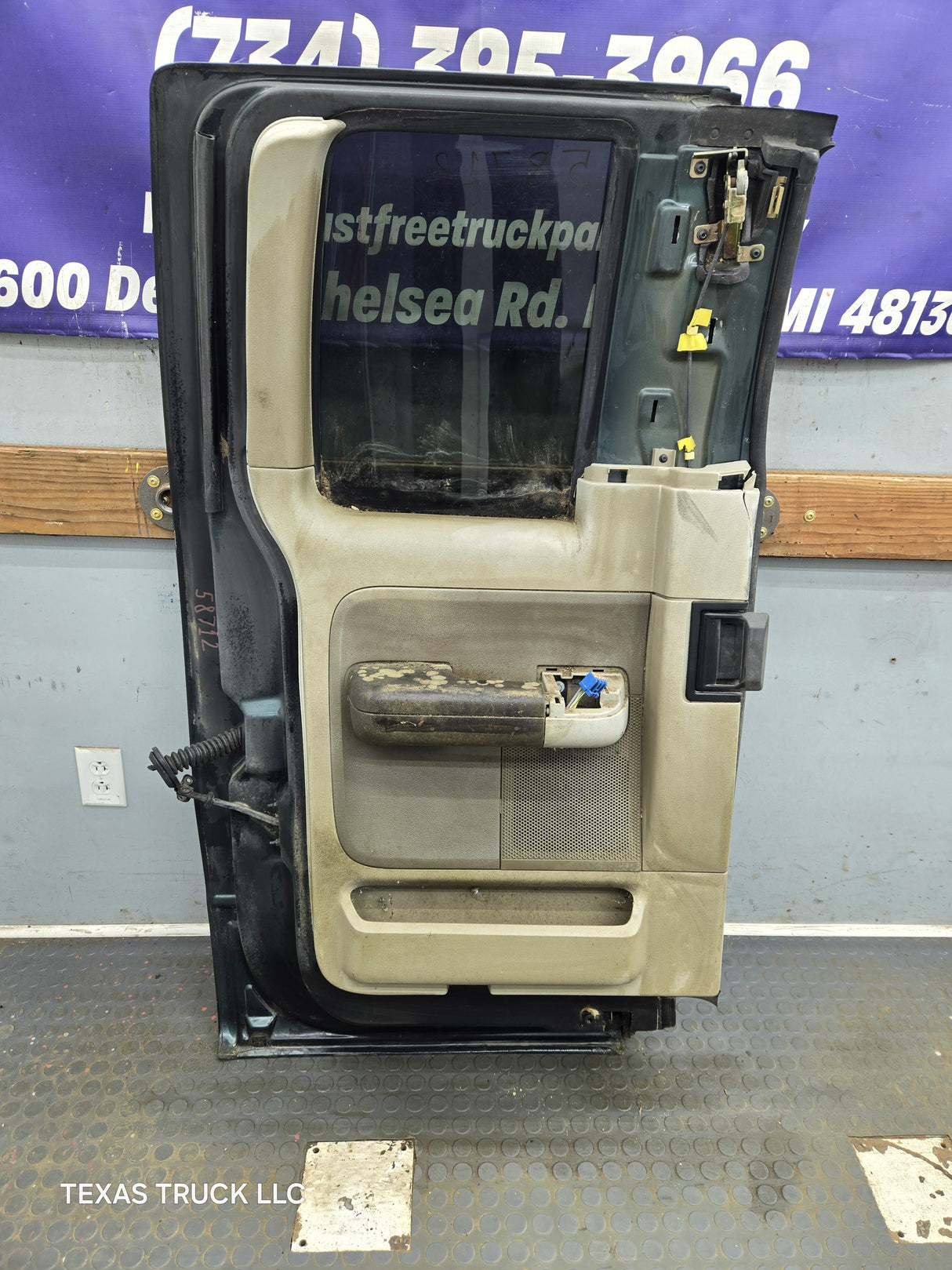 2004-2008 Ford F150 Driver Side Rear Extended Cab Door LH