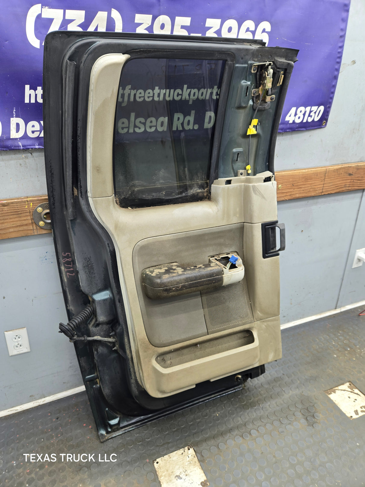2004-2008 Ford F150 Driver Side Rear Extended Cab Door LH