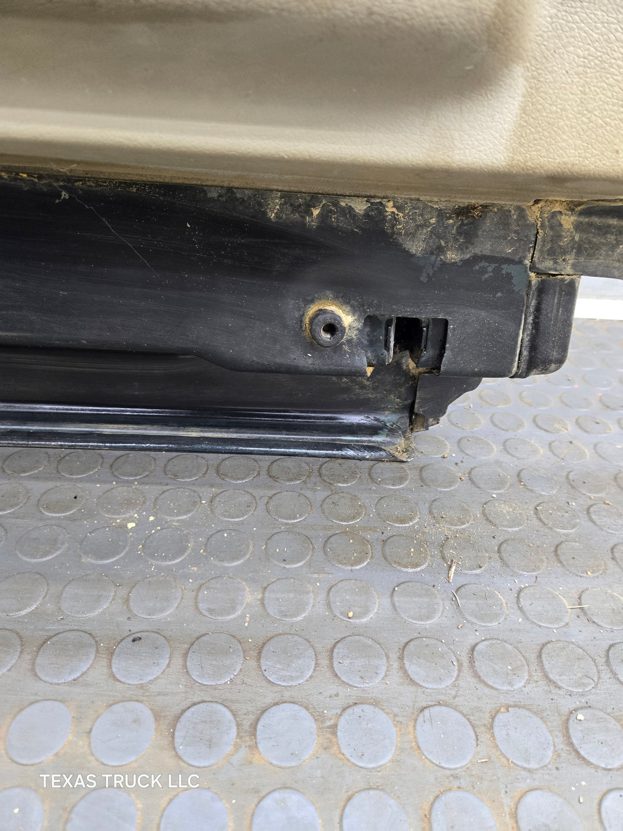 2004-2008 Ford F150 Driver Side Rear Extended Cab Door LH