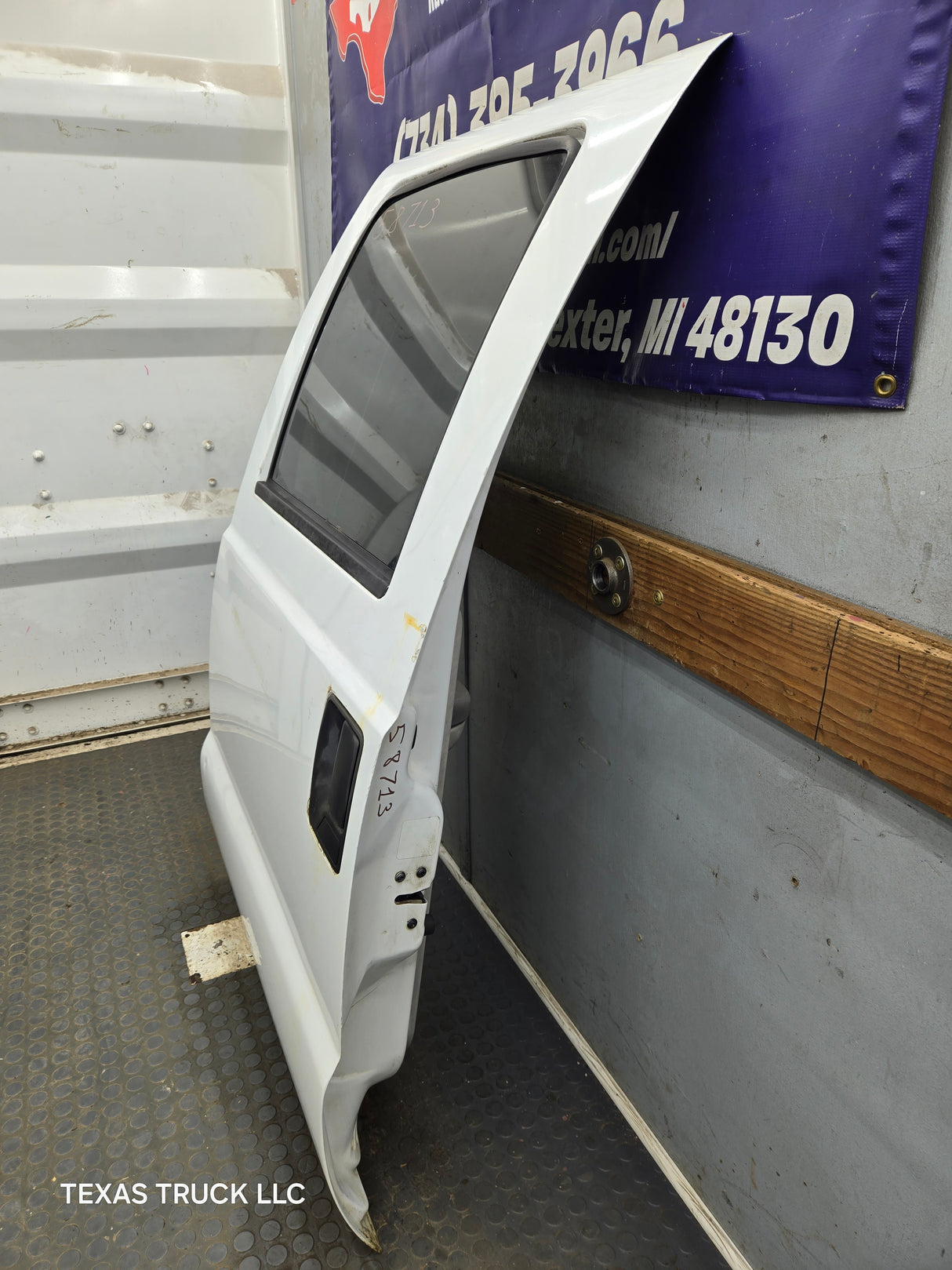 1999-2011 Ford Super Duty LH Driver Side Rear Crew Cab Door F250 F350 F450 F550