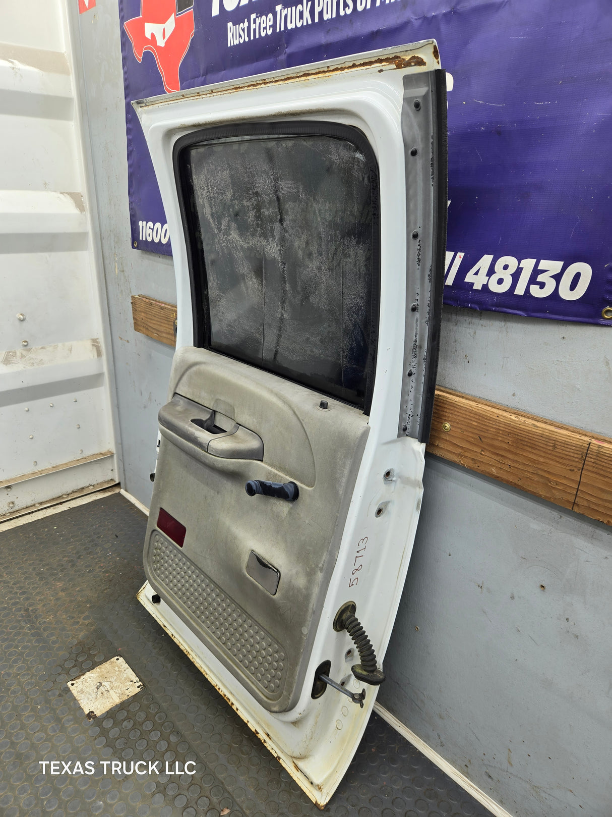 1999-2011 Ford Super Duty LH Driver Side Rear Crew Cab Door F250 F350 F450 F550