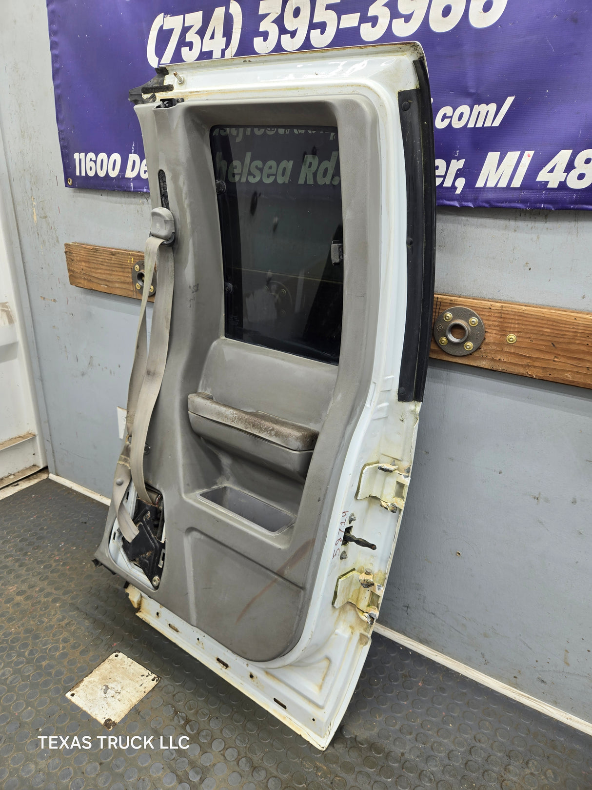 1988-2000 Chevrolet Silverado GMC Sierra RH Rear Extended Cab Passenger Side 3rd Door