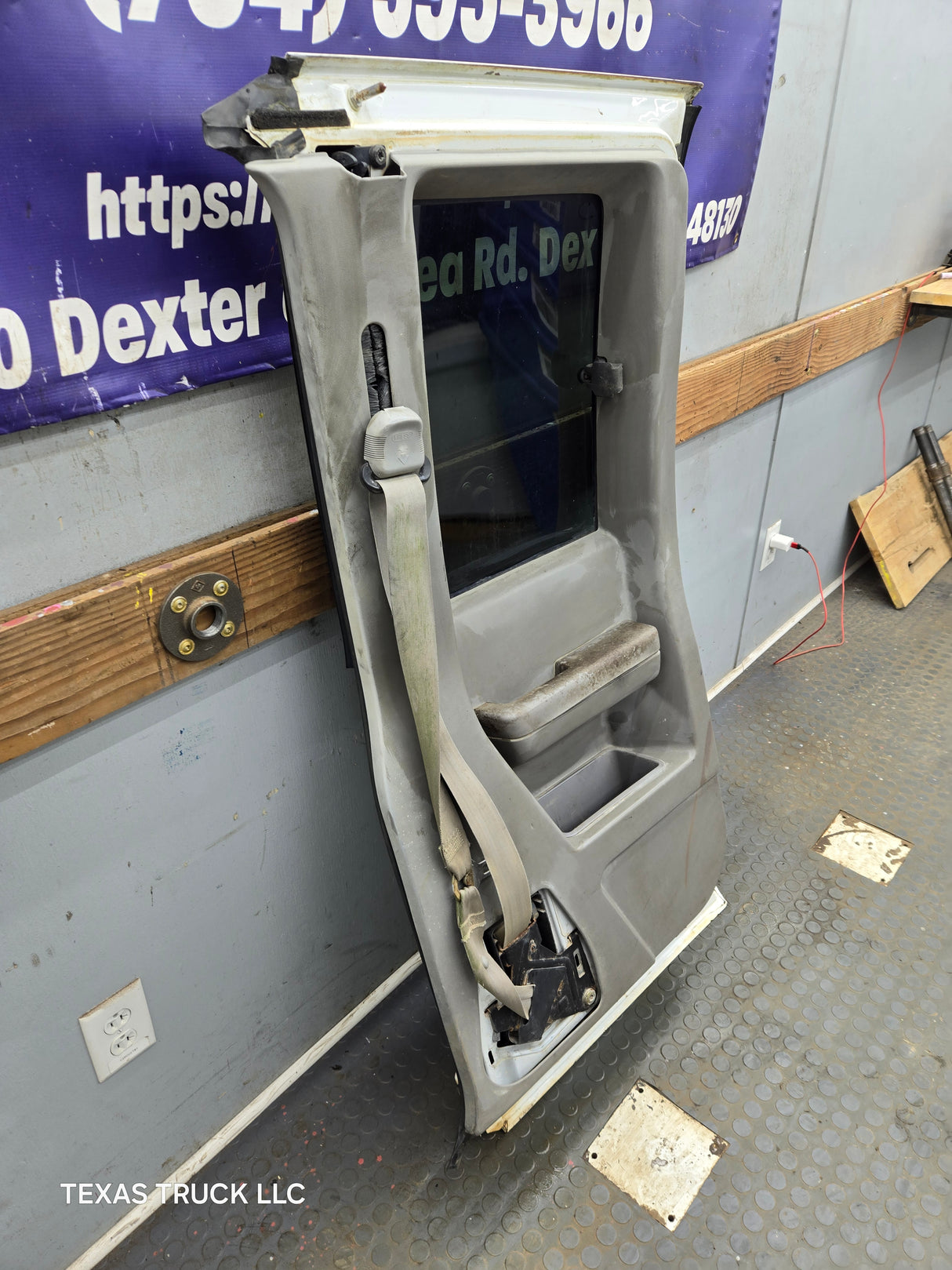 1988-2000 Chevrolet Silverado GMC Sierra RH Rear Extended Cab Passenger Side 3rd Door