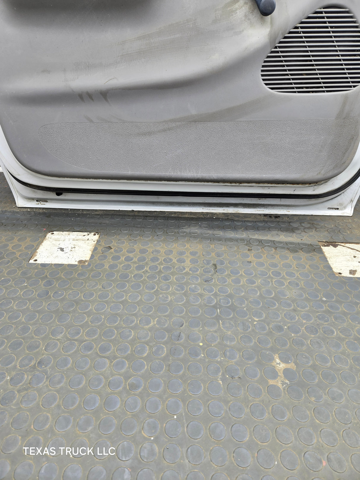 1997-2003 Ford F150 Driver Side Front Door Left Hand