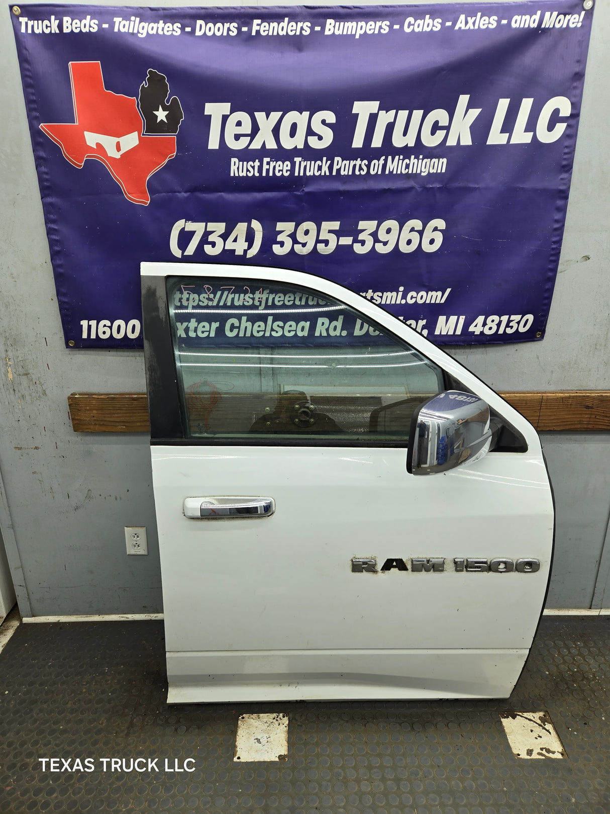 2009-2018 Dodge Ram 4th Gen Passenger Side RH Front Quad Crew Cab Door 1500 2500 3500 4500 5500