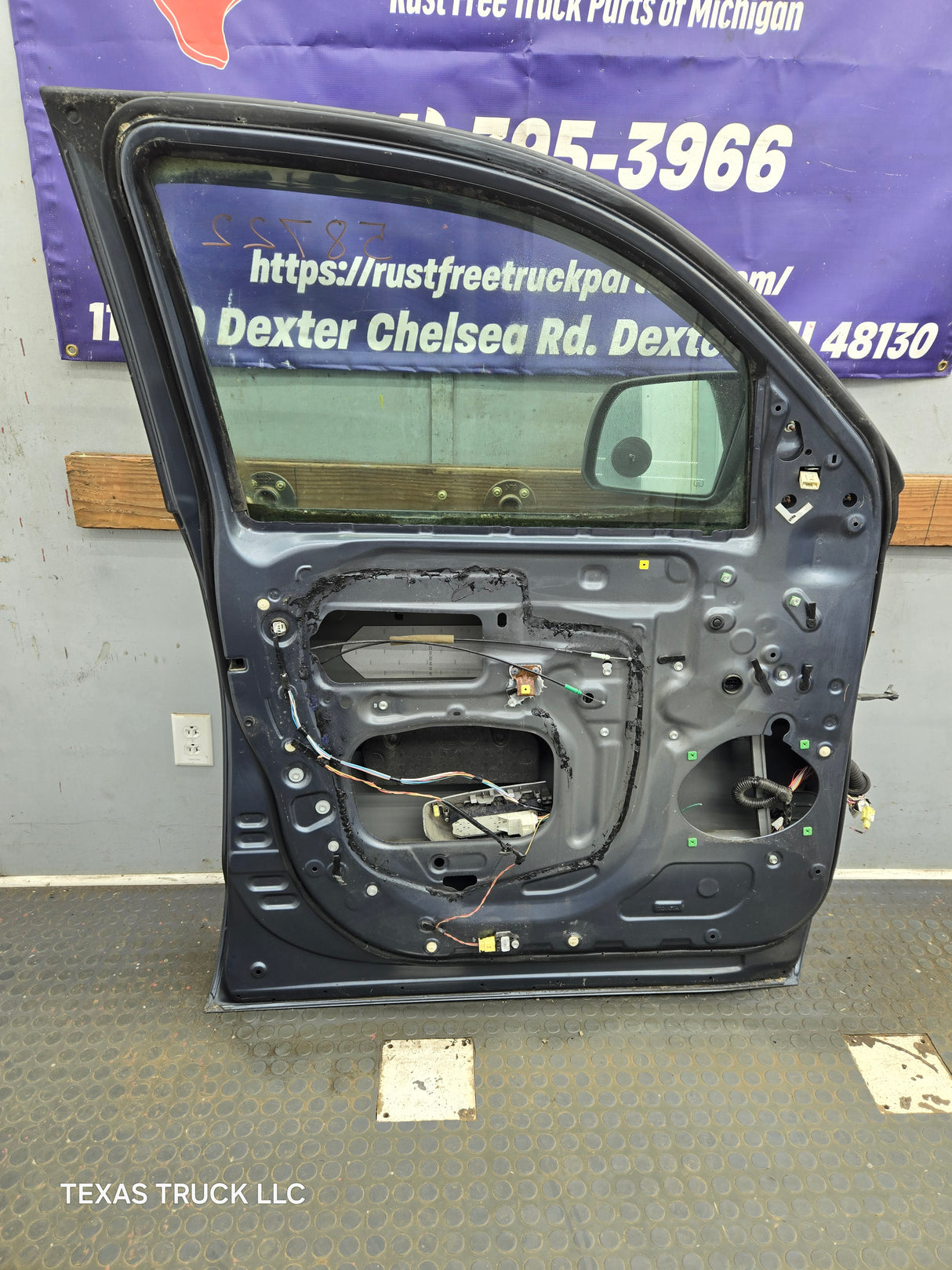 2007-2021 Toyota Tundra Driver Side LH Front Door