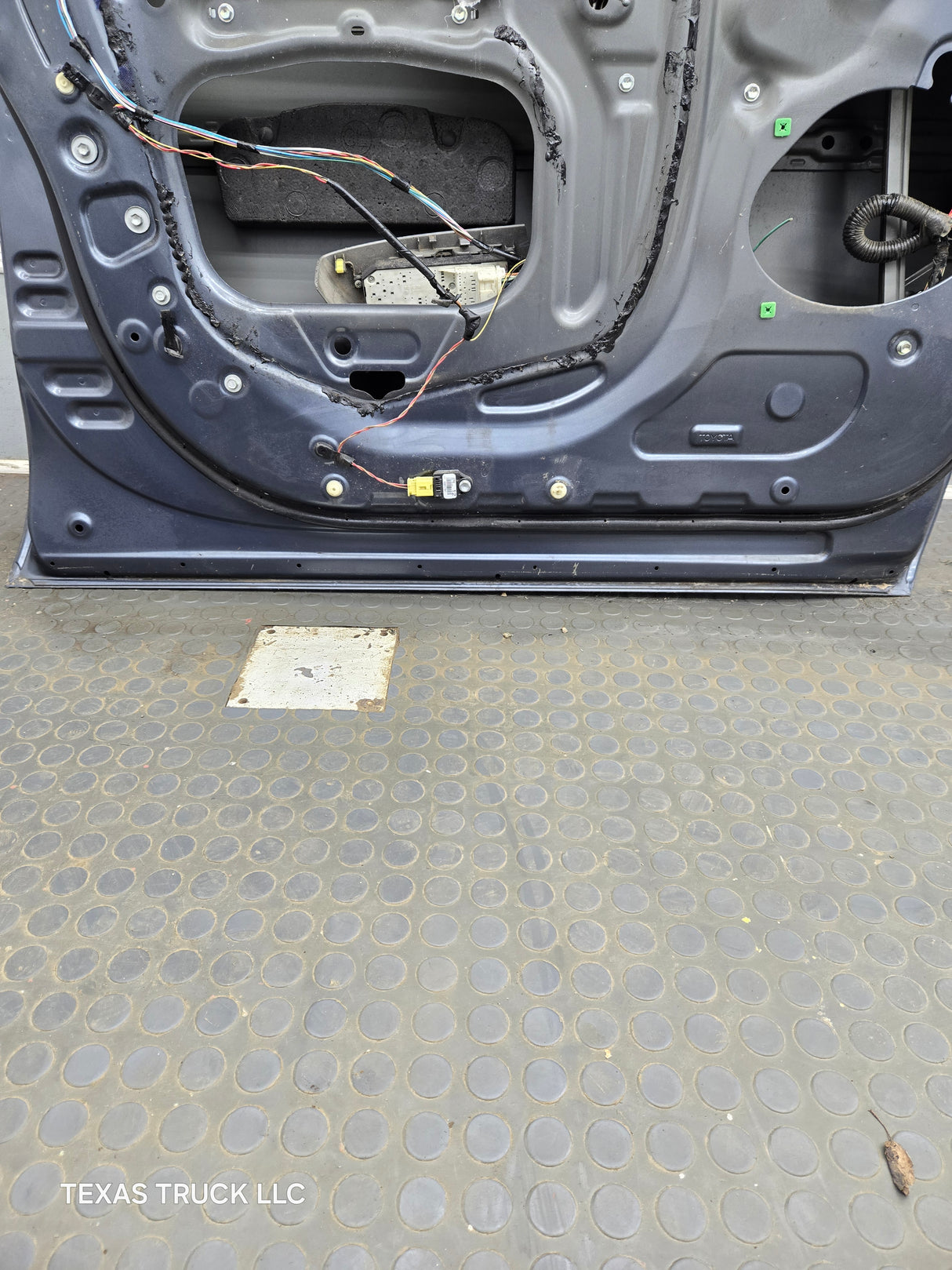 2007-2021 Toyota Tundra Driver Side LH Front Door