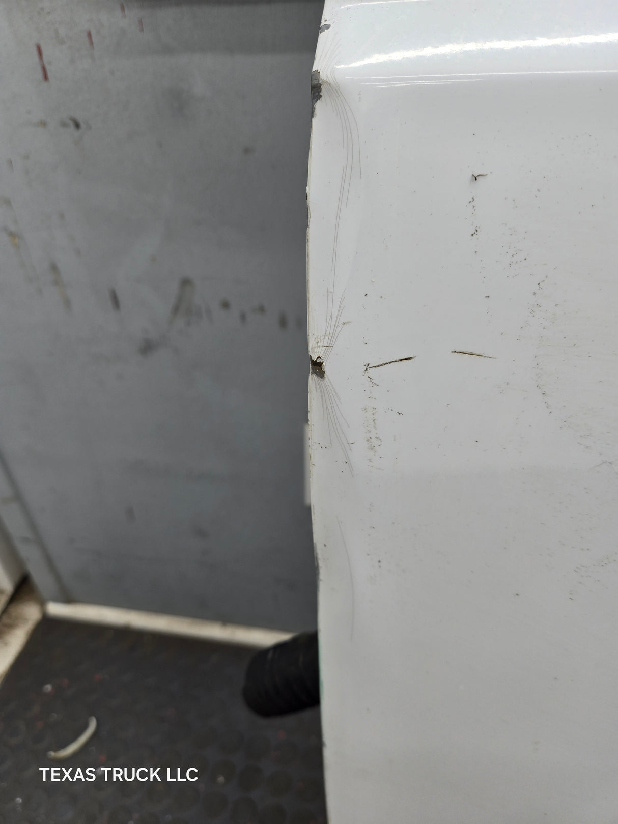 1999-2011 Ford Super Duty LH Driver Side Front Door F250 F350 F450 F550 *Damage