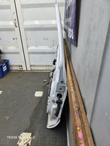 1999-2011 Ford Super Duty LH Driver Side Front Door F250 F350 F450 F550 *Damage