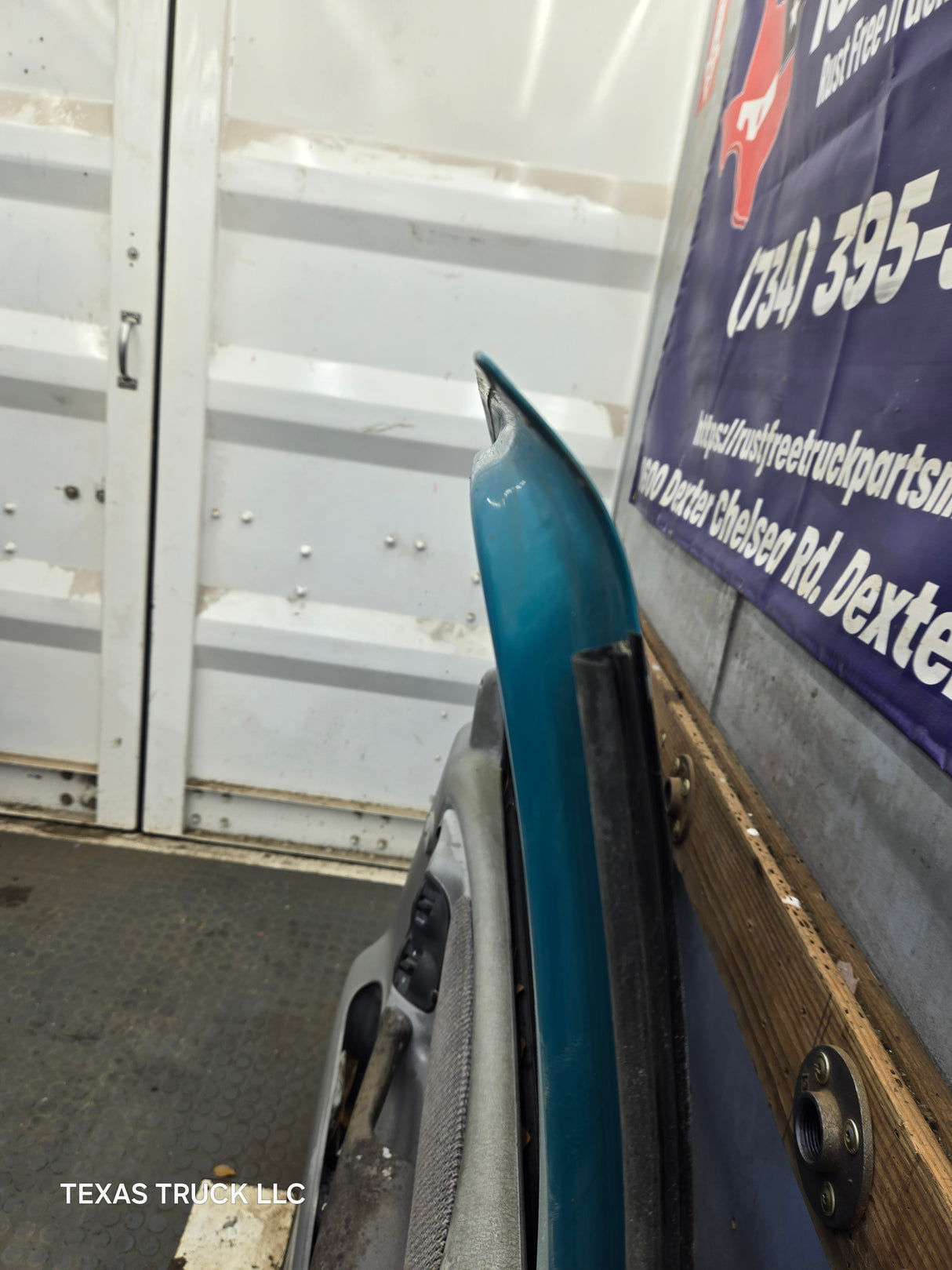 1997-2000 Dodge Dakota Passenger Side RH Front Door
