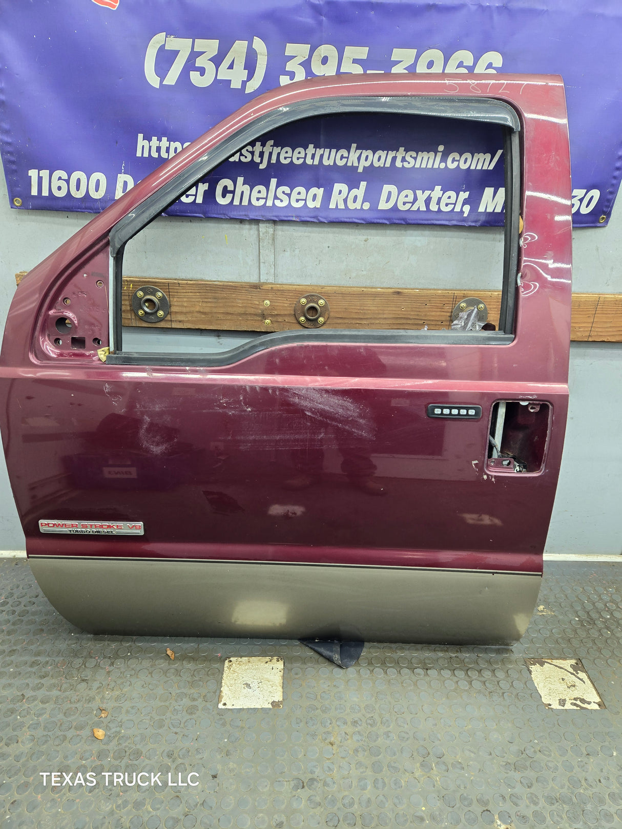 1999-2011 Ford Super Duty LH Driver Side Front Door F250 F350 F450 F550