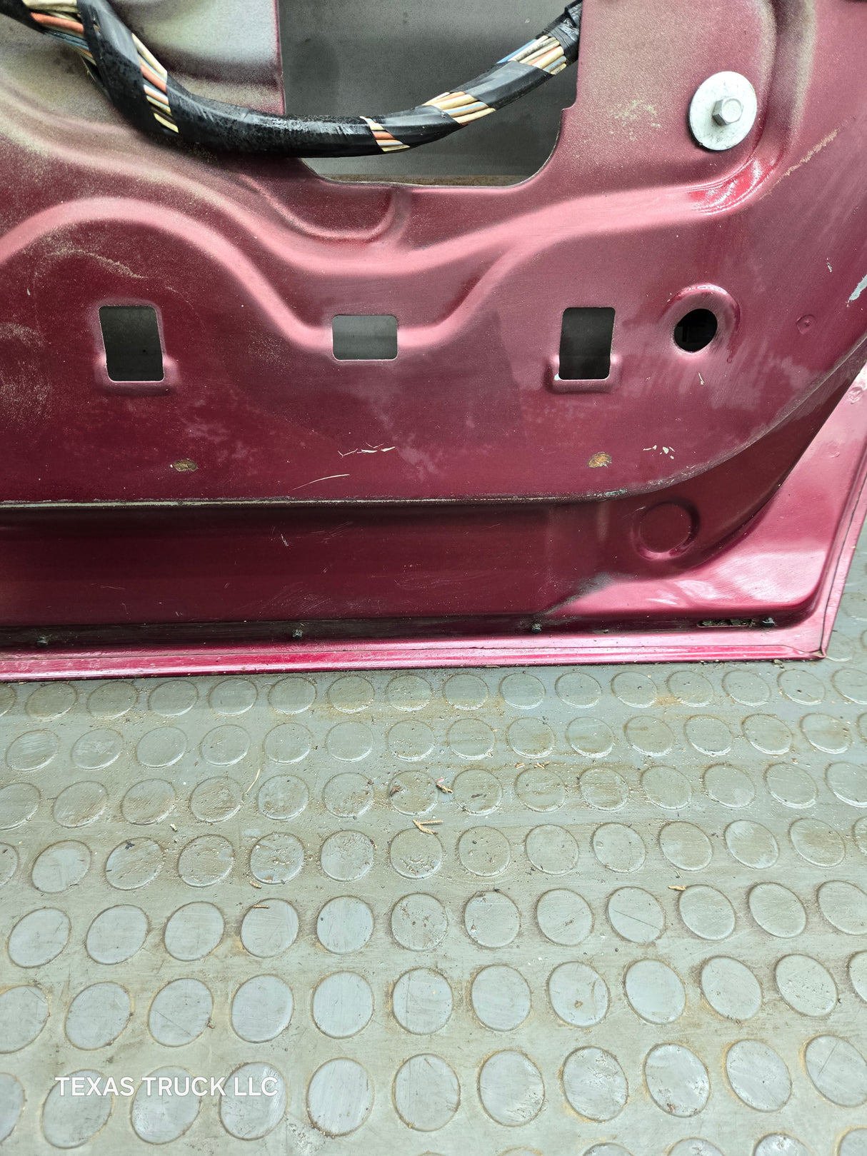 1999-2011 Ford Super Duty LH Driver Side Front Door F250 F350 F450 F550