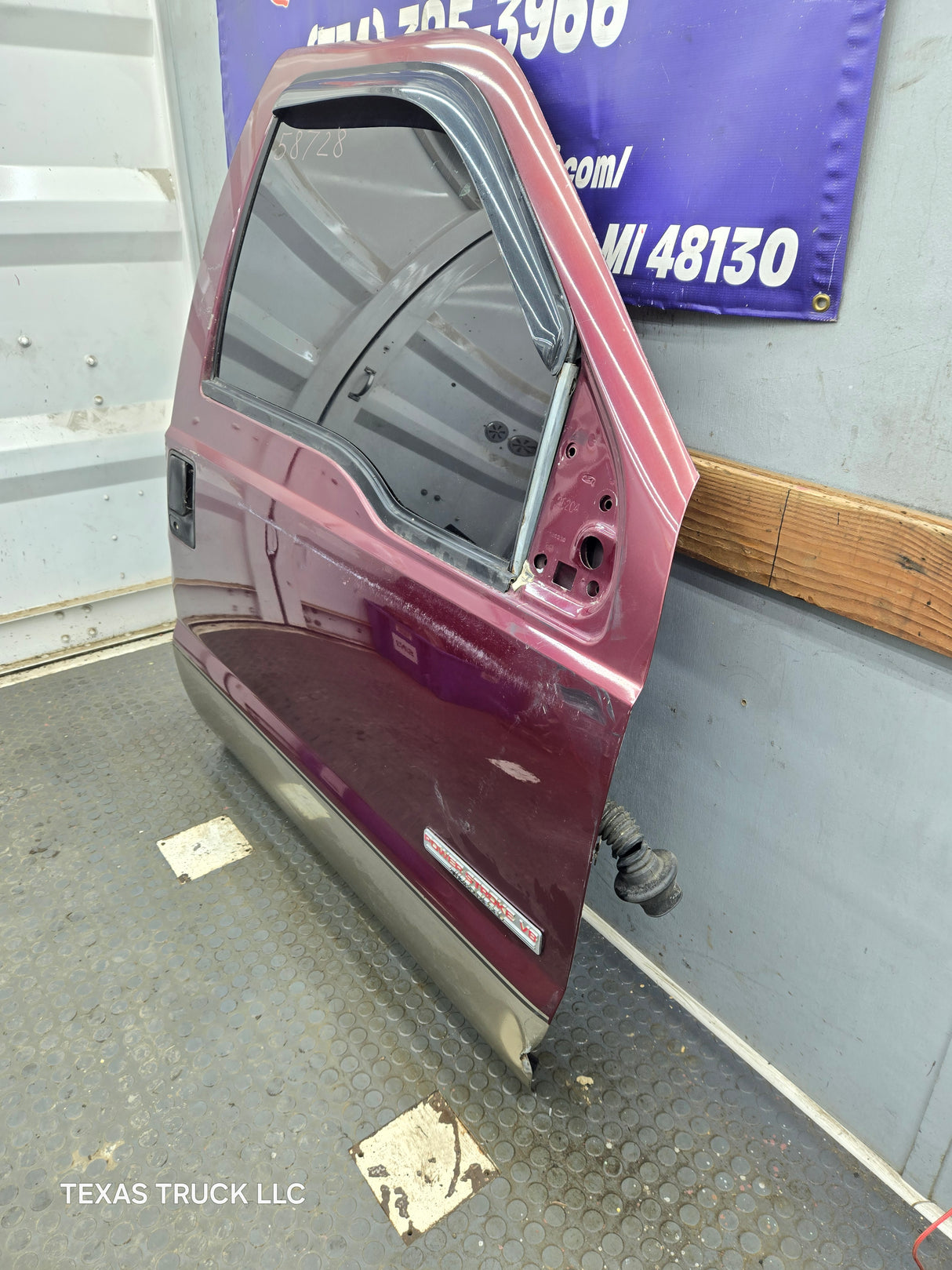 1999-2011 Ford Super Duty / Excursion Front Passenger RH Door F250 F350 F450 F550