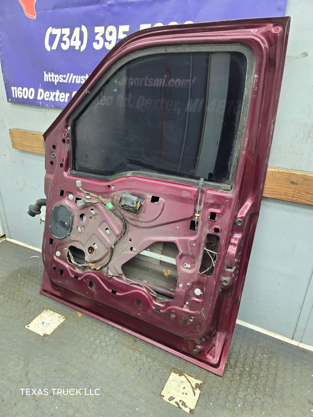 1999-2011 Ford Super Duty / Excursion Front Passenger RH Door F250 F350 F450 F550