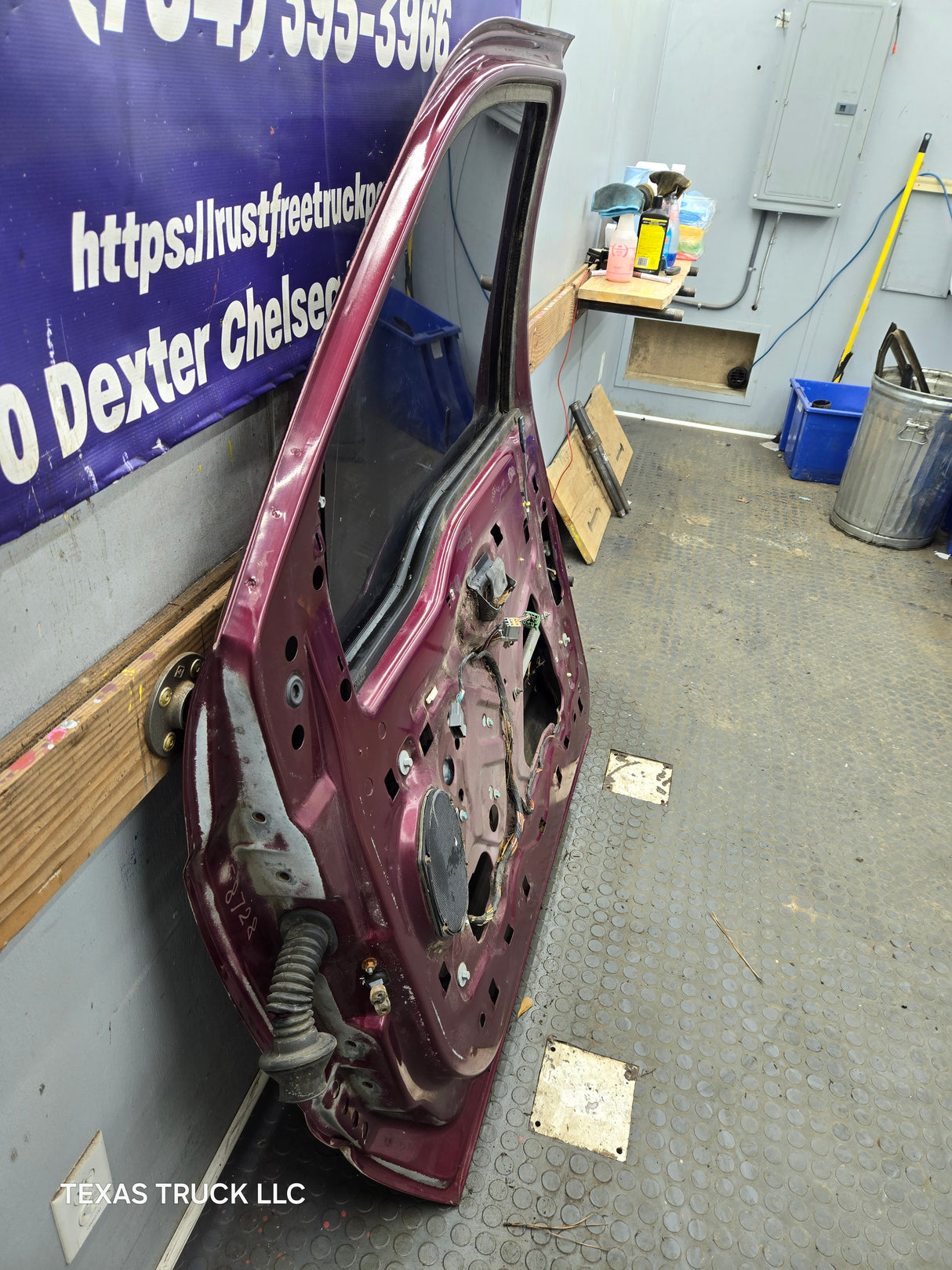 1999-2011 Ford Super Duty / Excursion Front Passenger RH Door F250 F350 F450 F550