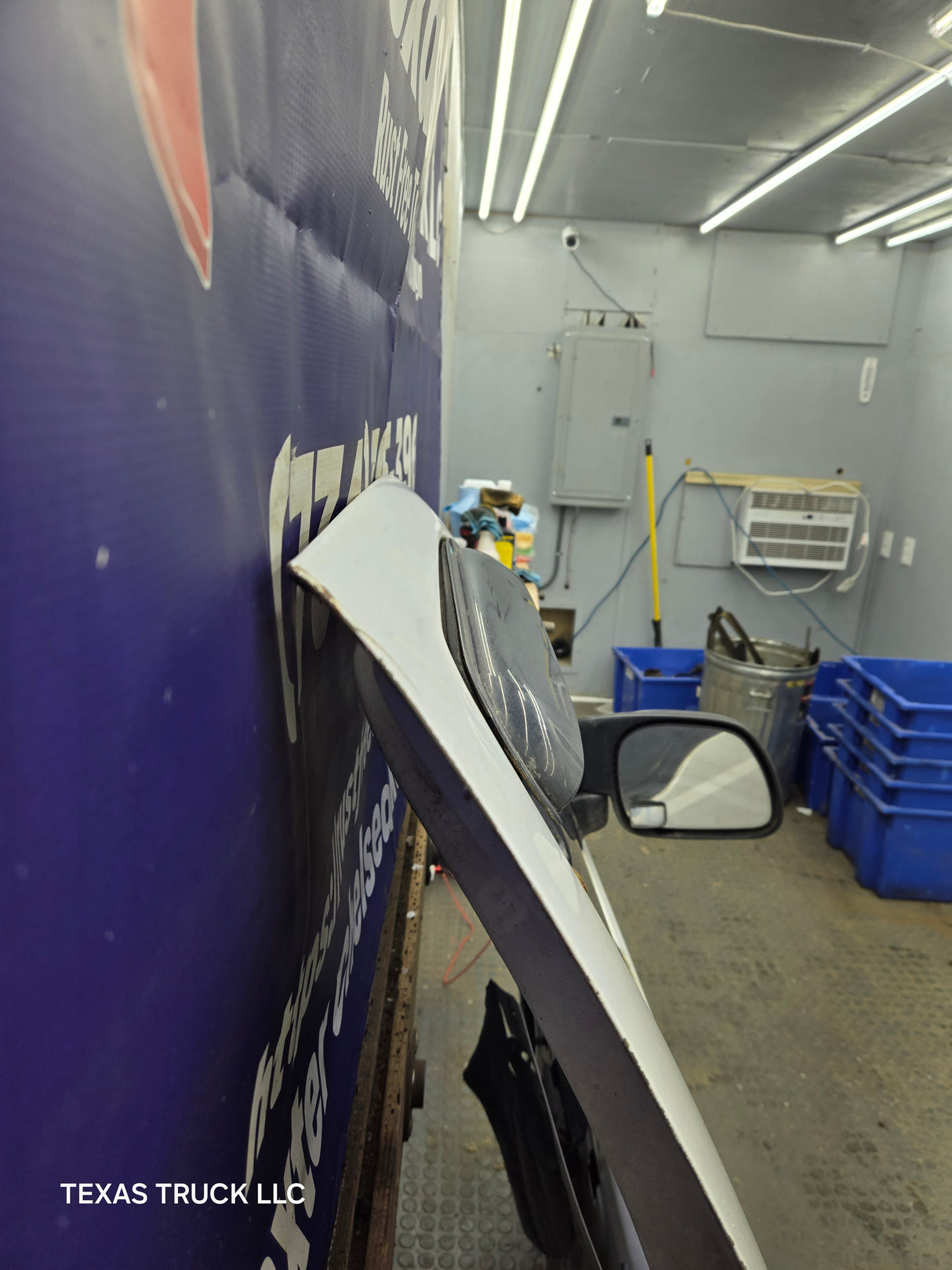 1999-2011 Ford Super Duty / Excursion Front Passenger RH Door F250 F350 F450 F550