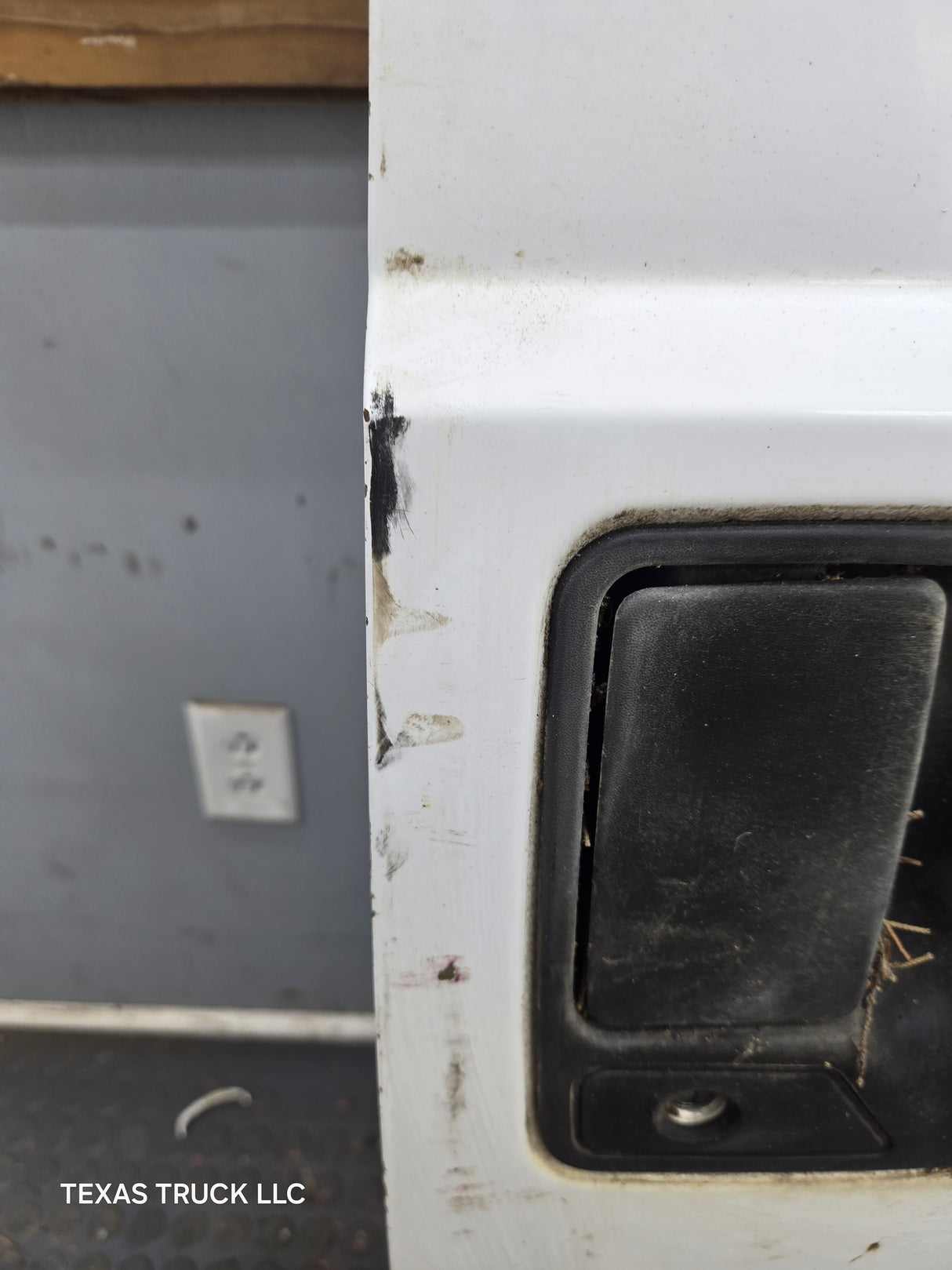 1999-2011 Ford Super Duty / Excursion Front Passenger RH Door F250 F350 F450 F550