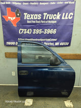 2001–2004 Dodge Dakota Quad Cab Front Passenger Side RH Door