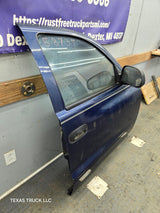 2001–2004 Dodge Dakota Quad Cab Front Passenger Side RH Door