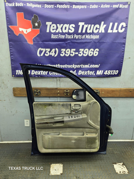 2001–2004 Dodge Dakota Quad Cab Front Driver Side LH Door