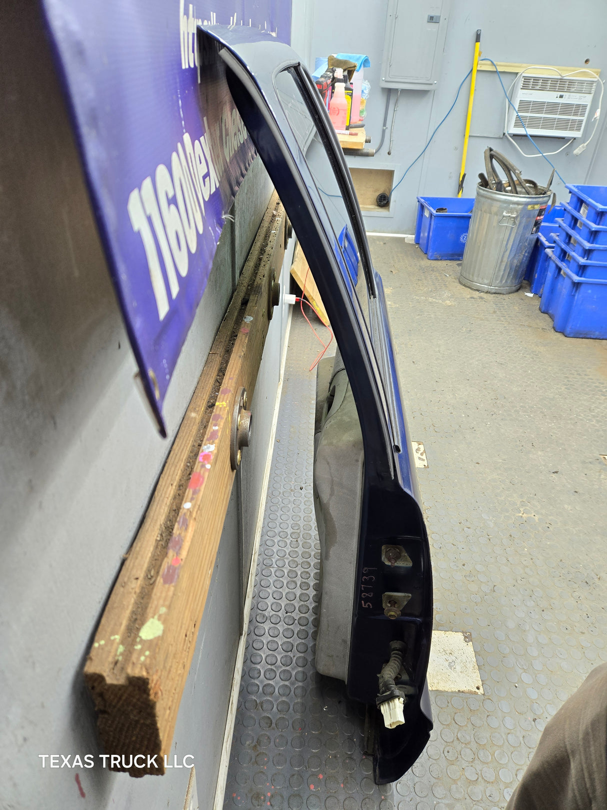 2000-2004 Dodge Dakota Quad/Crew Cab Driver Side LH Rear Door
