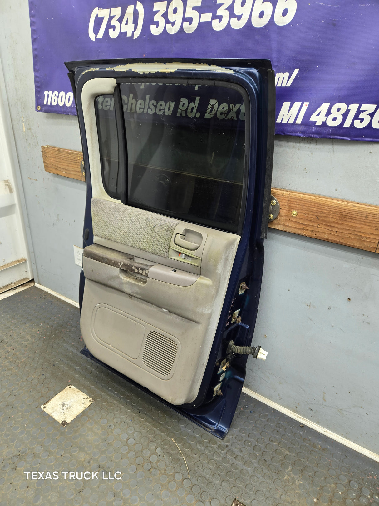 2000-2004 Dodge Dakota Quad/Crew Cab Driver Side LH Rear Door