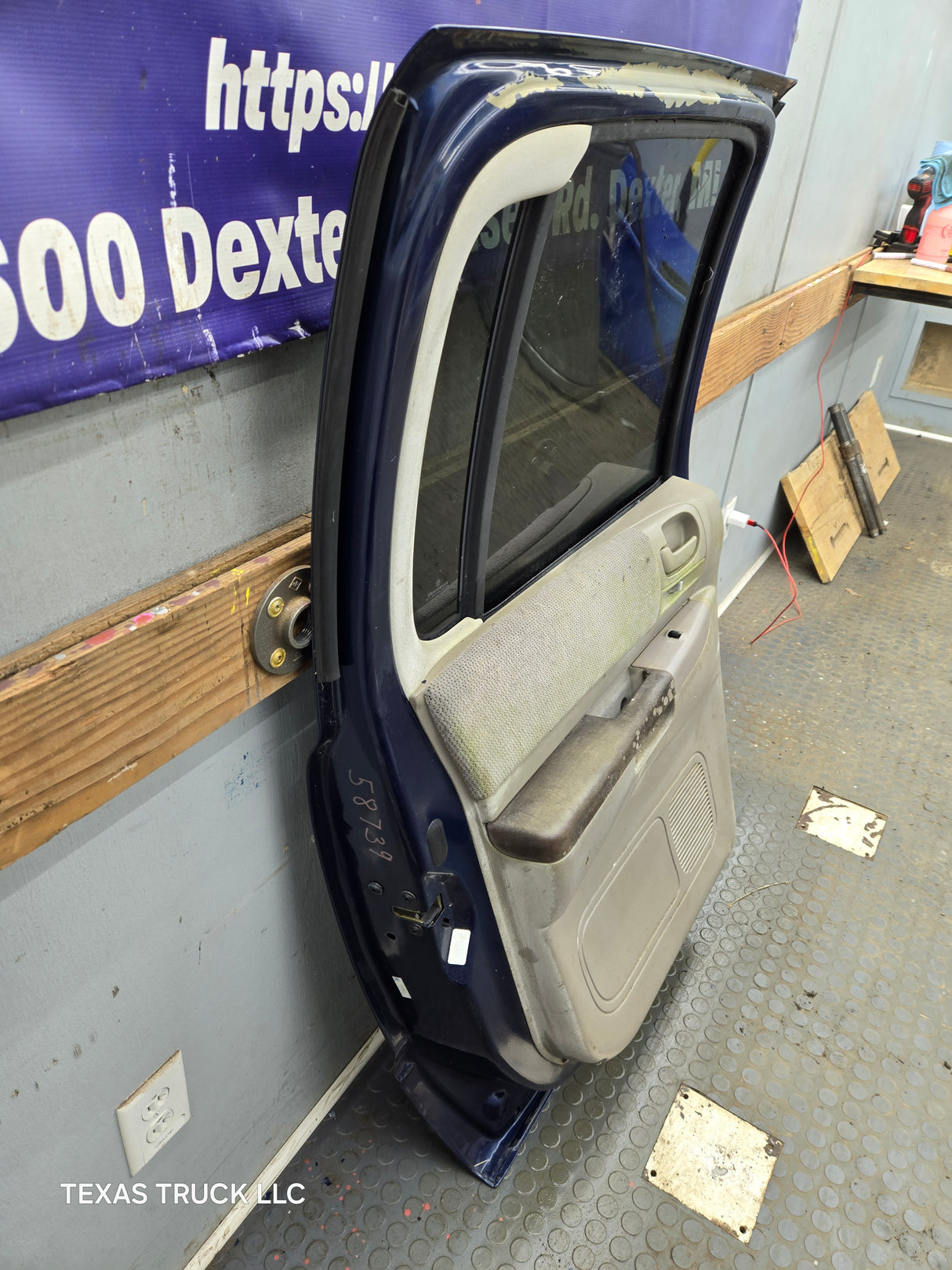 2000-2004 Dodge Dakota Quad/Crew Cab Driver Side LH Rear Door