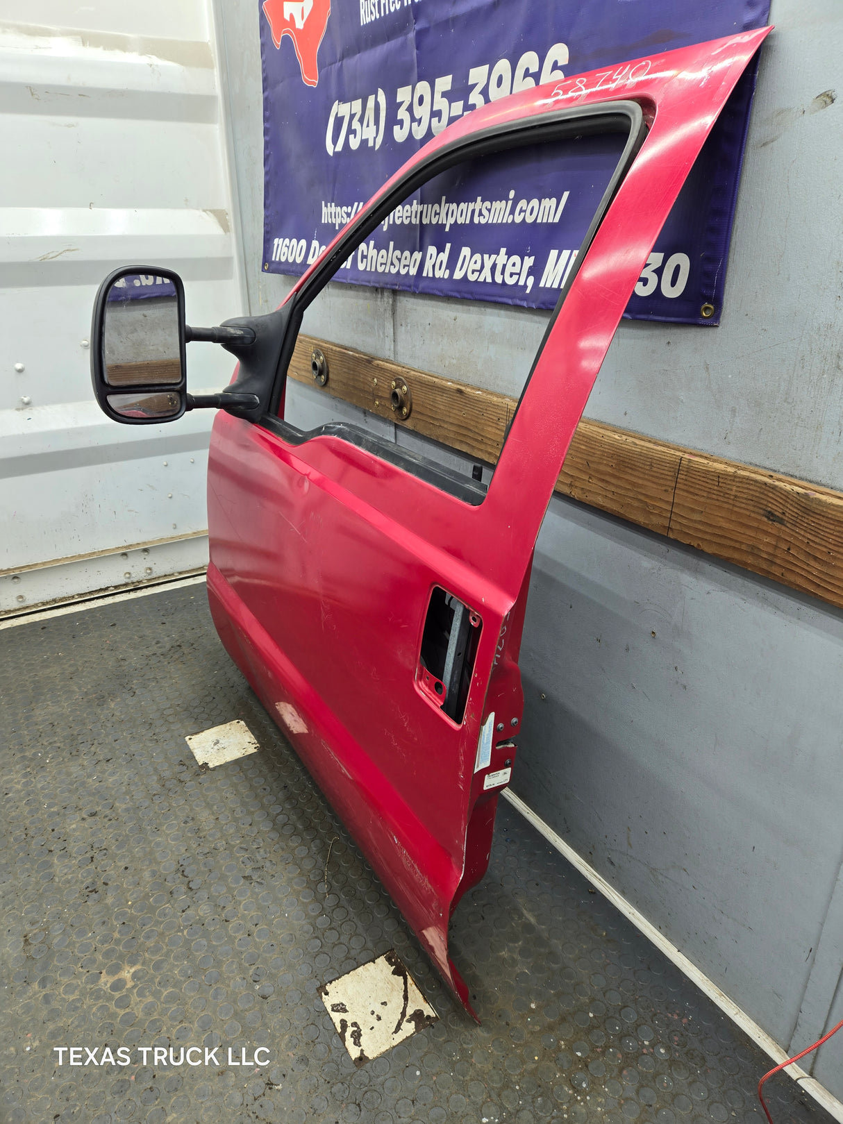 1999-2011 Ford Super Duty LH Driver Side Front Door F250 F350 F450 F550