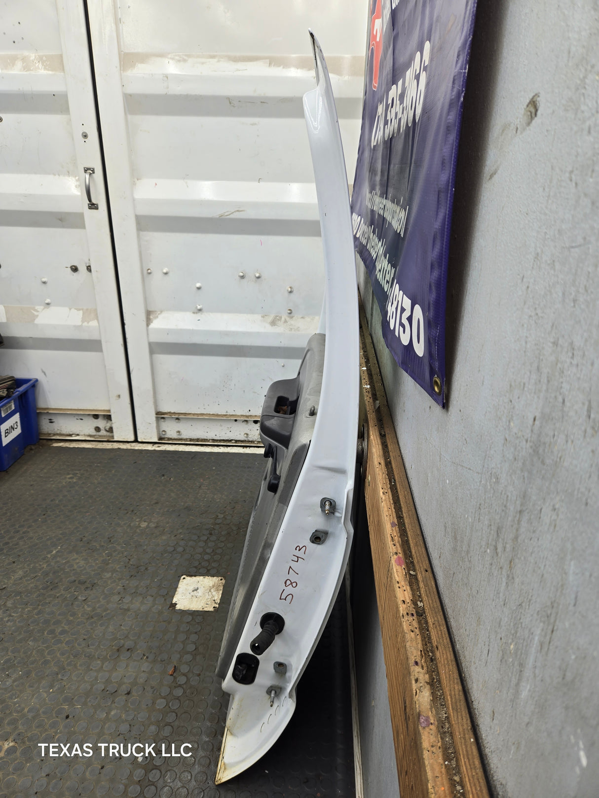 1999-2011 Ford Super Duty LH Driver Side Rear Crew Cab Door F250 F350 F450 F550