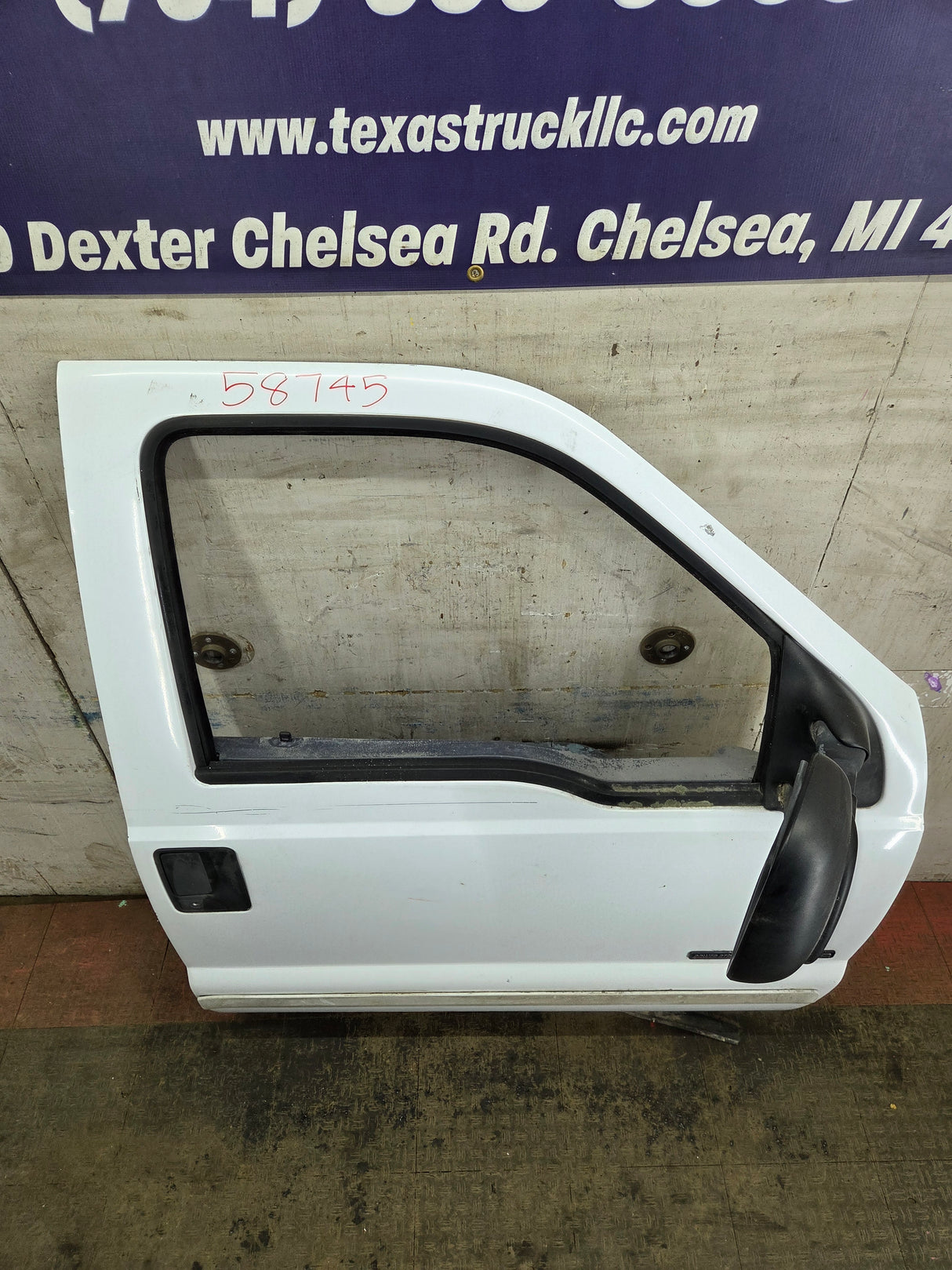 1999-2011 Ford Super Duty / Excursion Front Passenger RH Door F250 F350 F450 F550