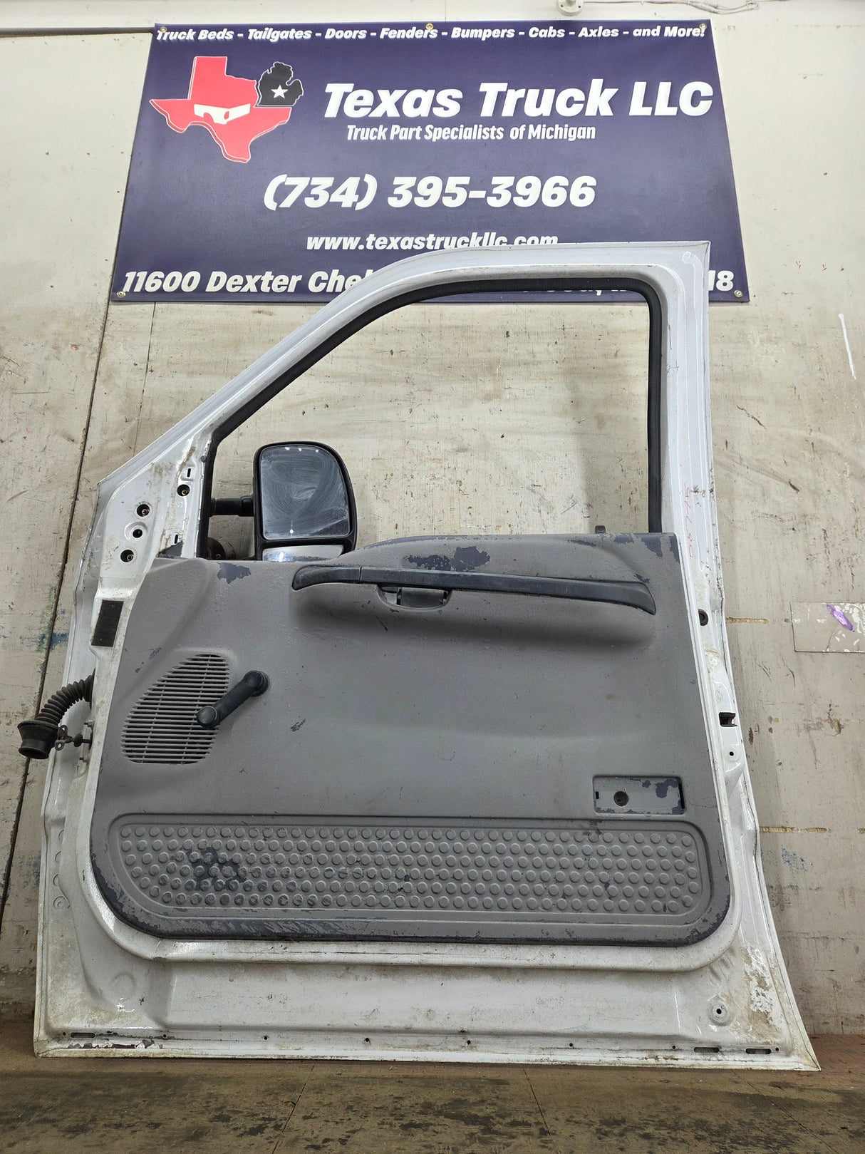 1999-2011 Ford Super Duty / Excursion Front Passenger RH Door F250 F350 F450 F550