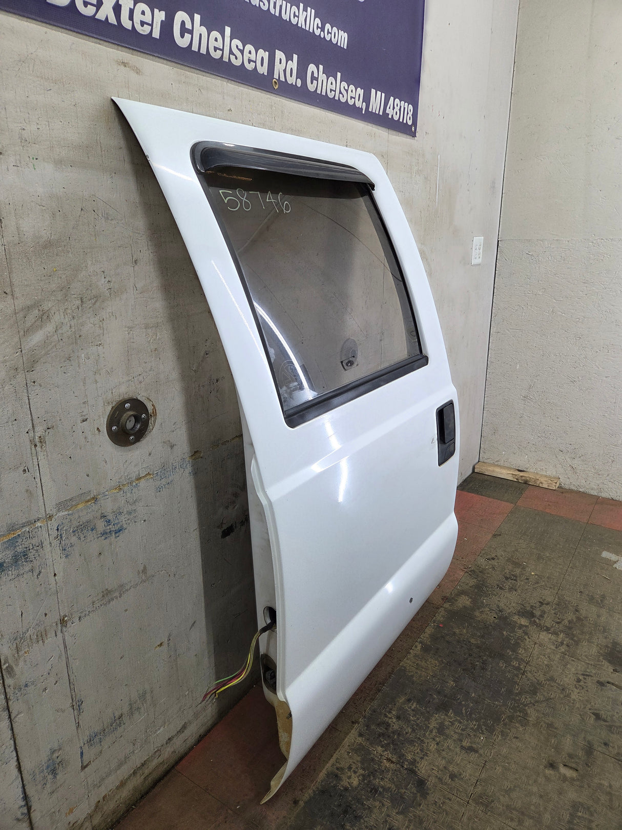 1999-2011 Ford Super Duty LH Driver Side Rear Crew Cab Door F250 F350 F450 F550