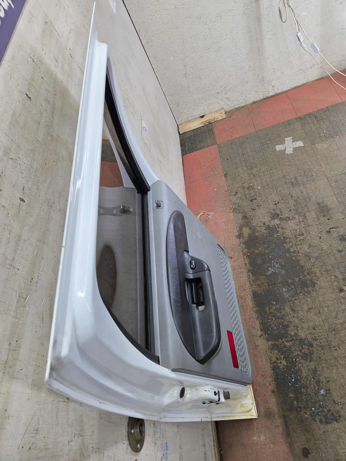 1999-2011 Ford Super Duty LH Driver Side Rear Crew Cab Door F250 F350 F450 F550
