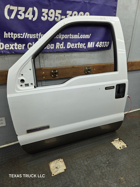 1999-2011 Ford Super Duty LH Driver Side Front Door F250 F350 F450 F550