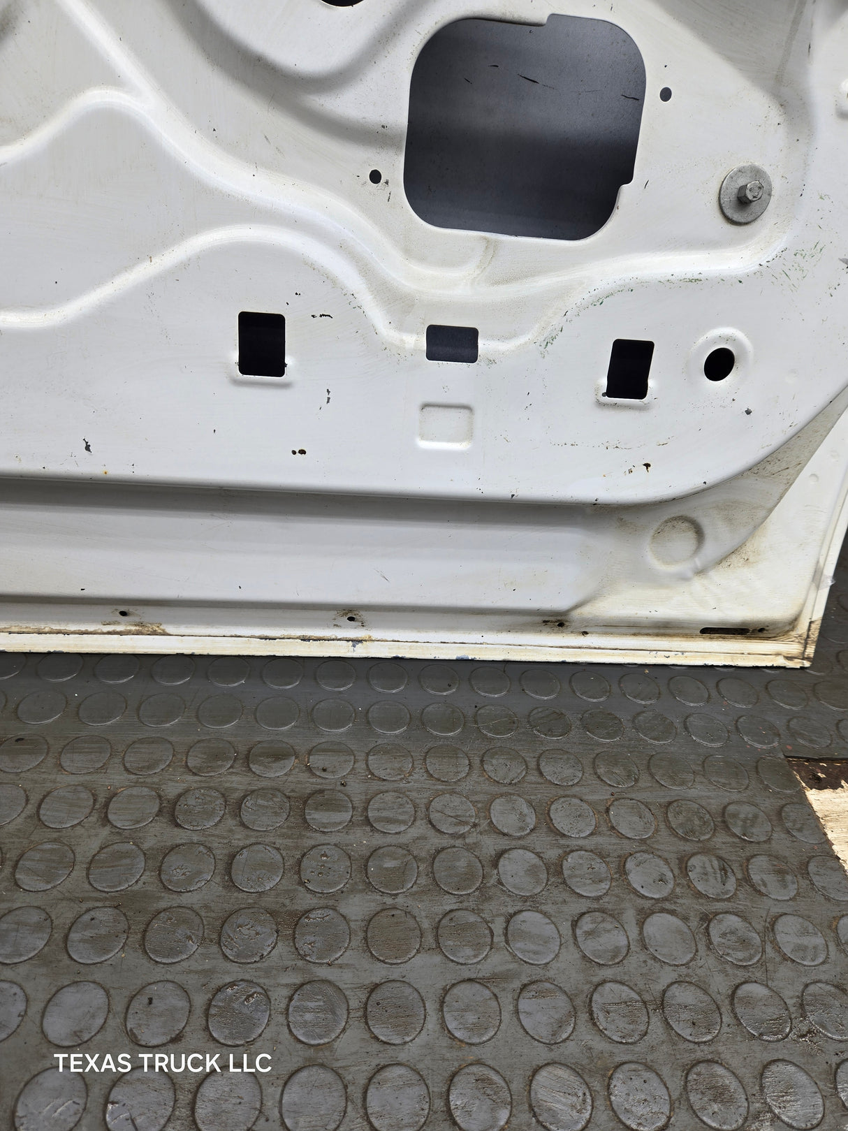 1999-2011 Ford Super Duty LH Driver Side Front Door F250 F350 F450 F550