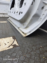 1999-2011 Ford Super Duty LH Driver Side Front Door F250 F350 F450 F550