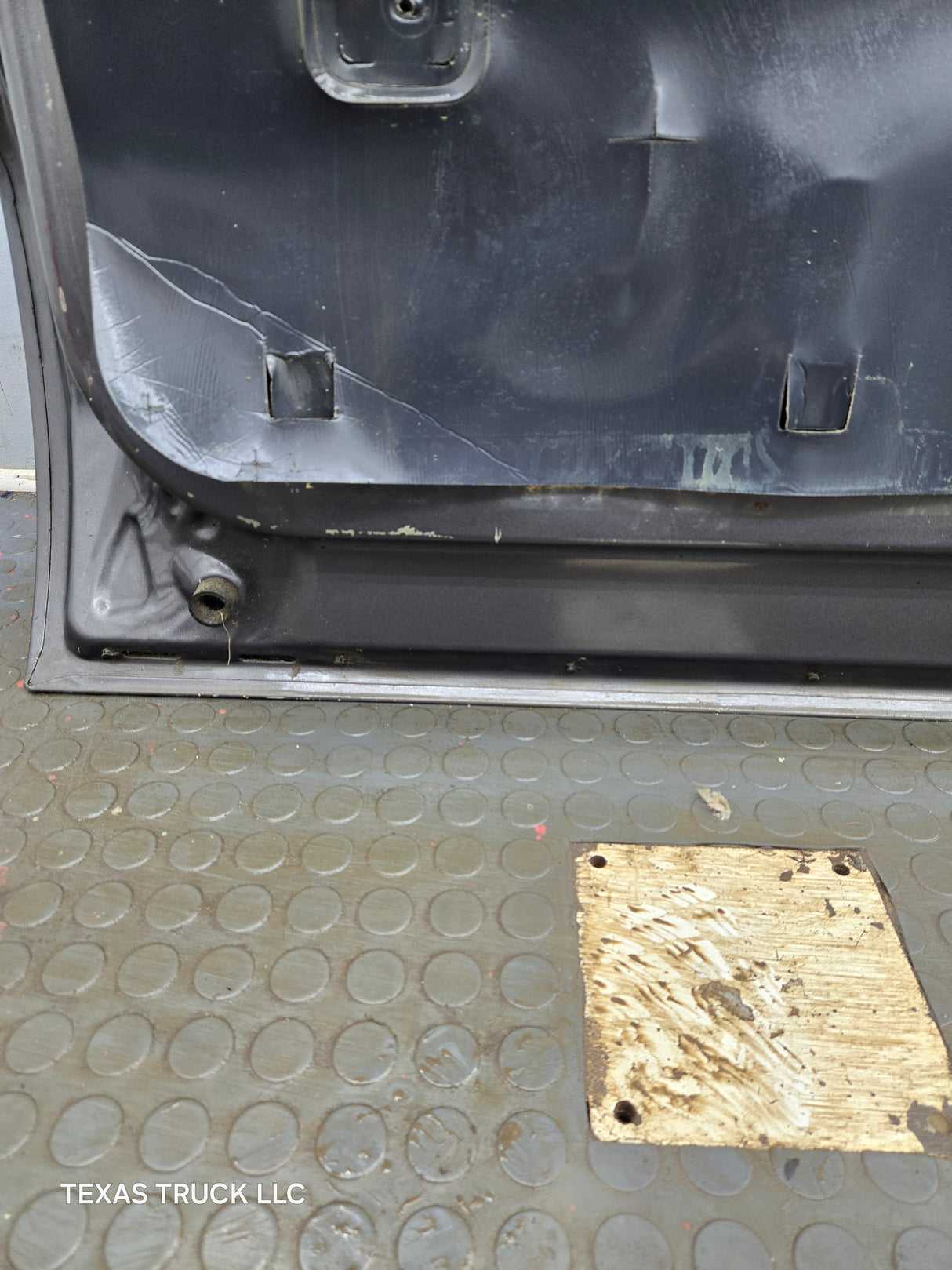 1999-2011 Ford Super Duty LH Driver Side Front Door F250 F350 F450 F550