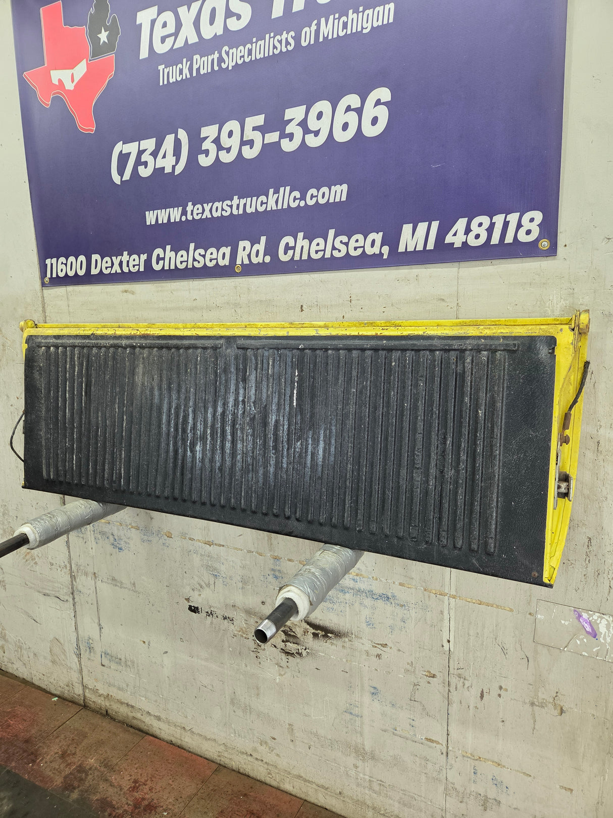 1988-1998 Chevrolet / GMC 1500 2500 3500 HD Old Body Style Tailgate