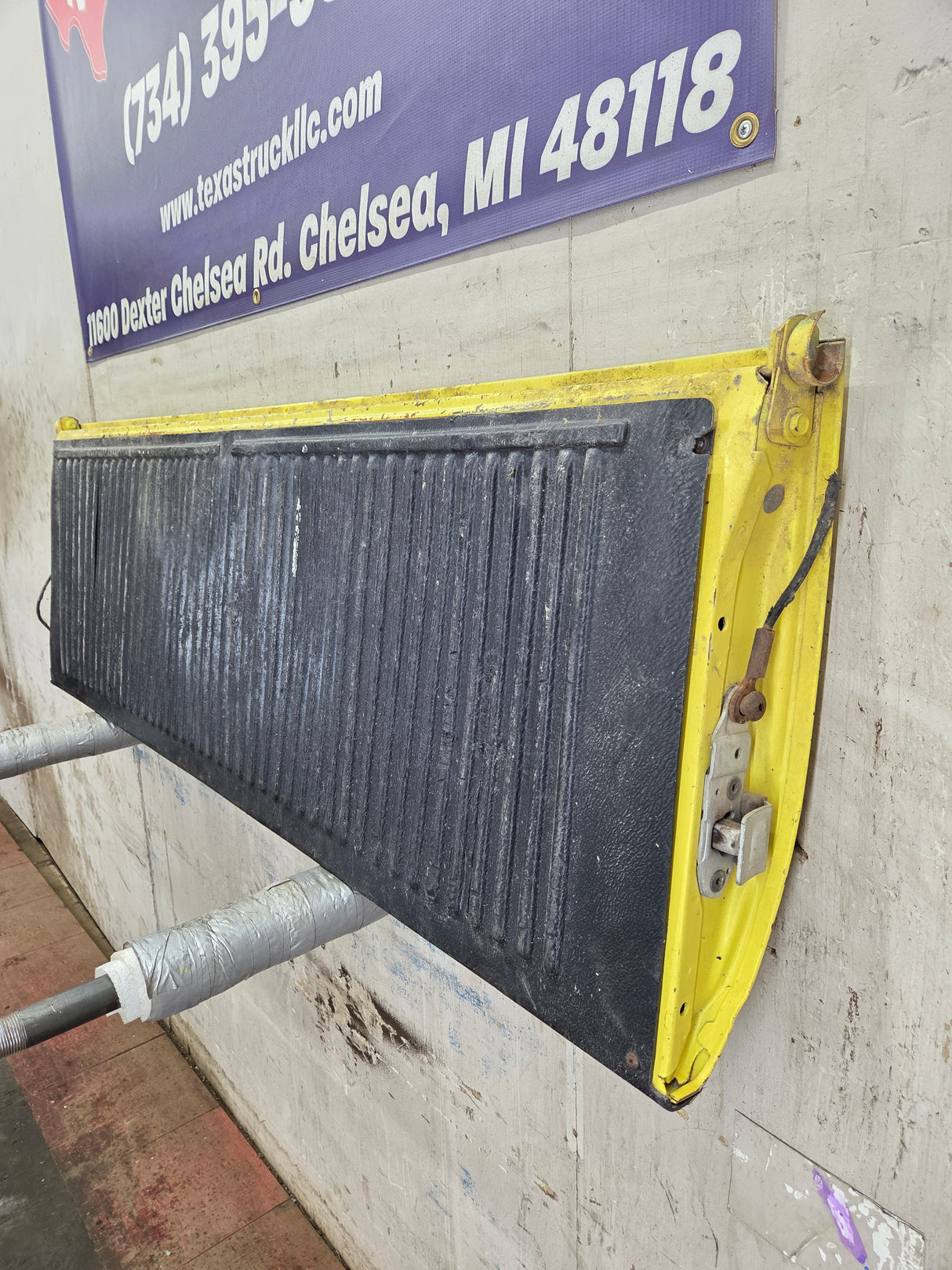 1988-1998 Chevrolet / GMC 1500 2500 3500 HD Old Body Style Tailgate