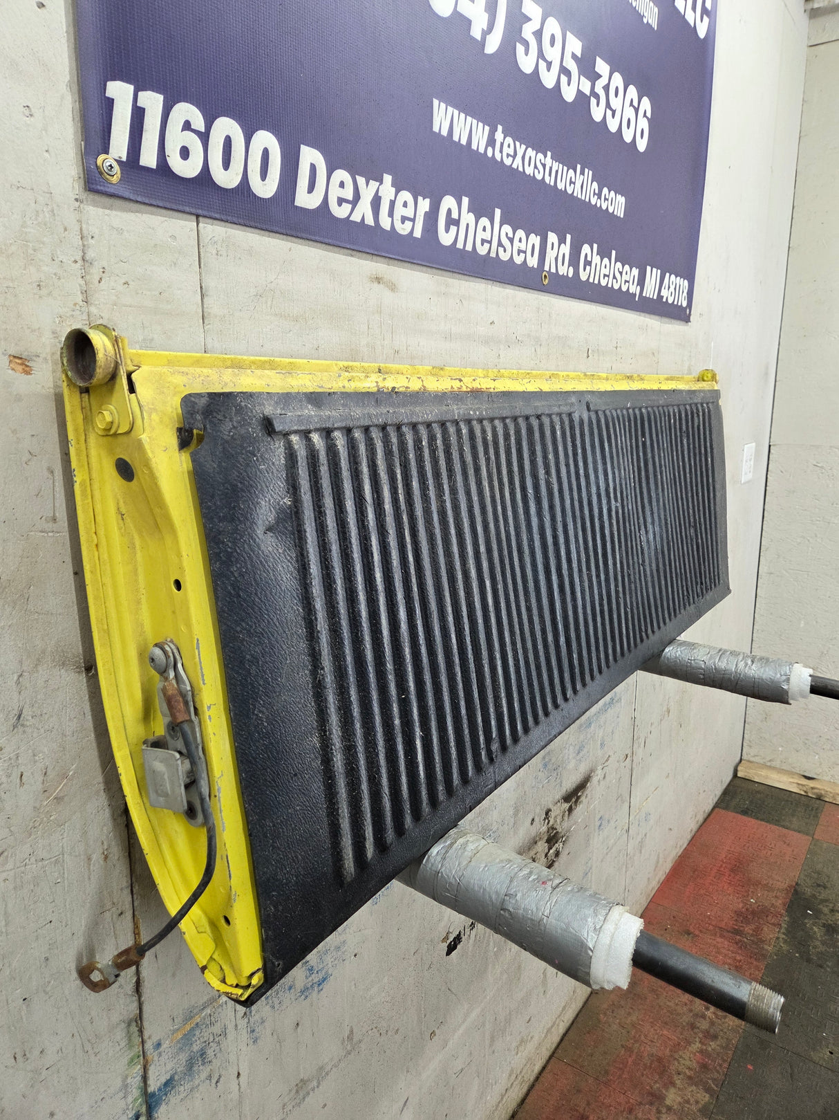 1988-1998 Chevrolet / GMC 1500 2500 3500 HD Old Body Style Tailgate