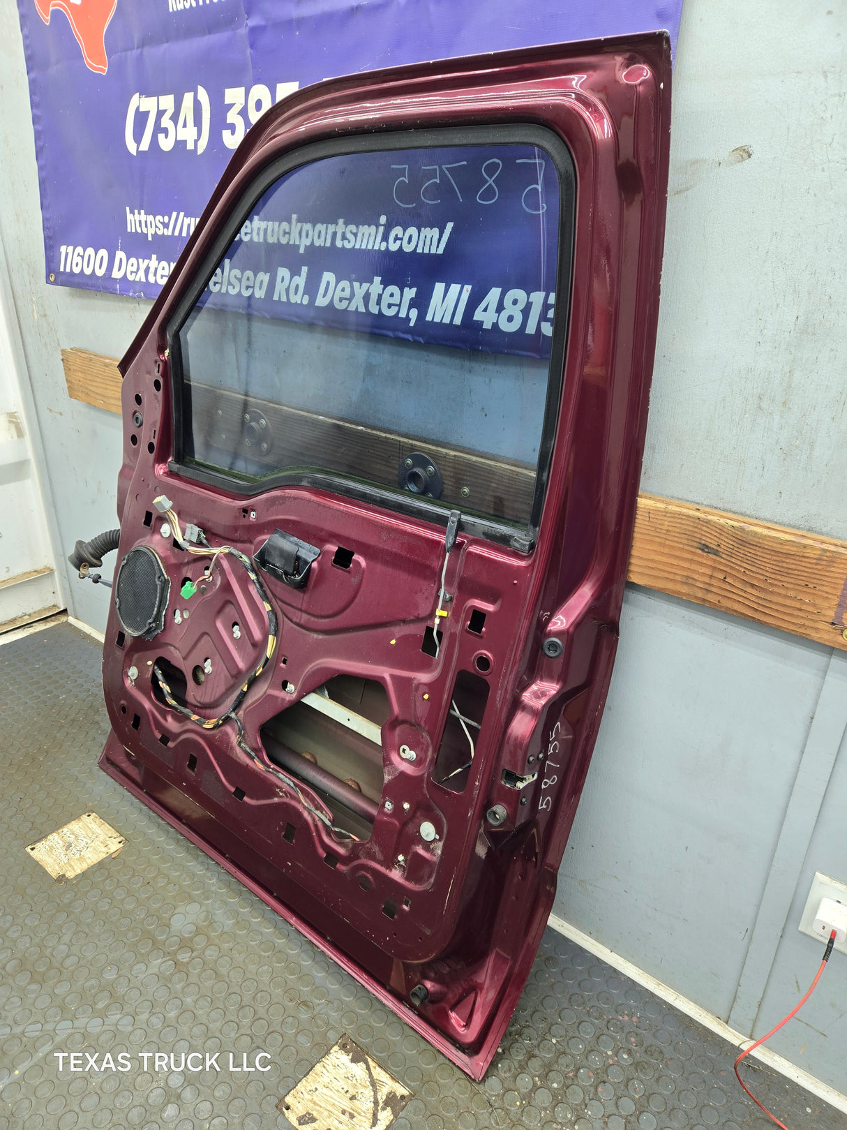 1999-2011 Ford Super Duty / Excursion Front Passenger RH Door F250 F350 F450 F550